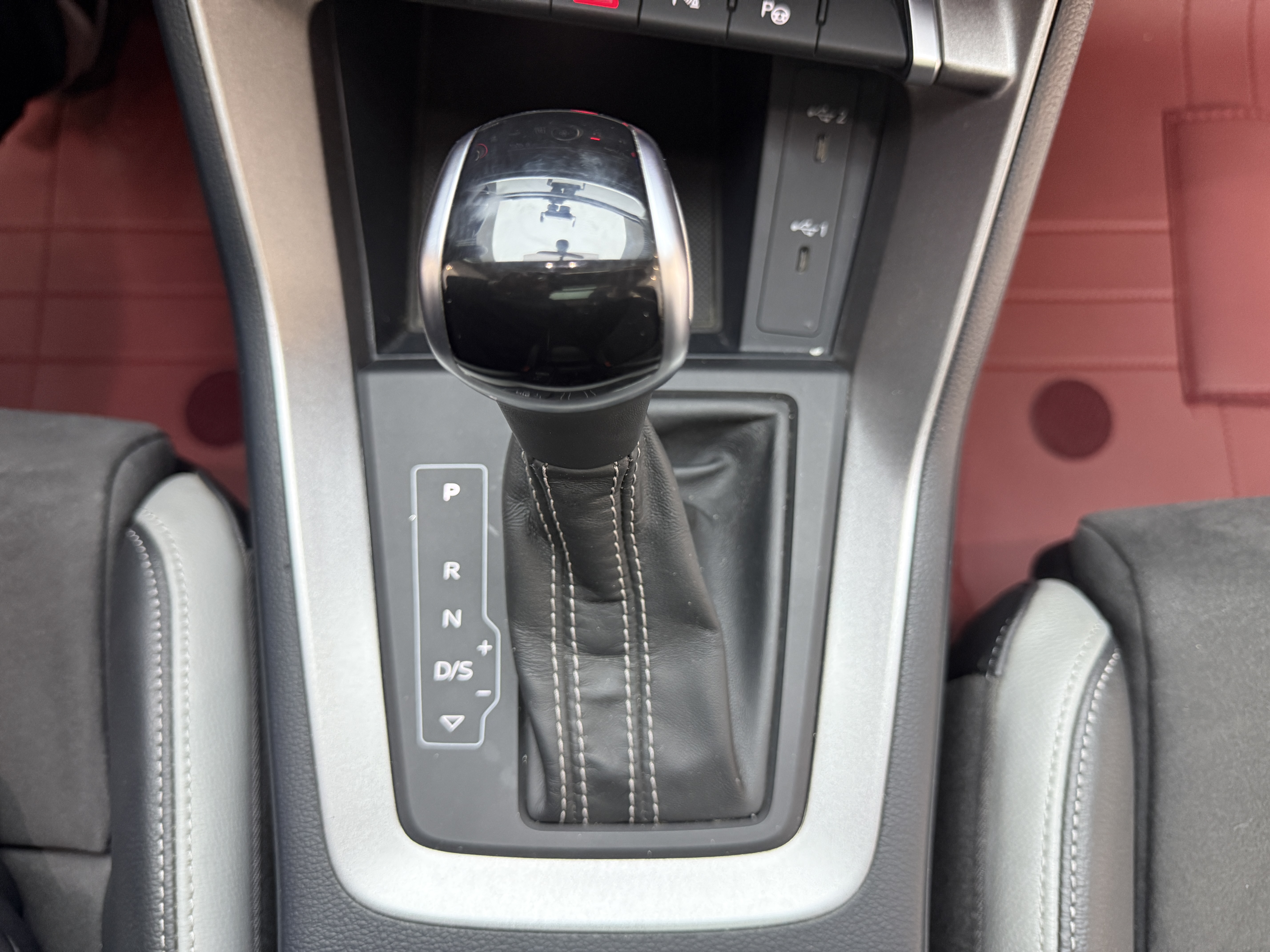 Audi Q3 2023 immagine di auto #18