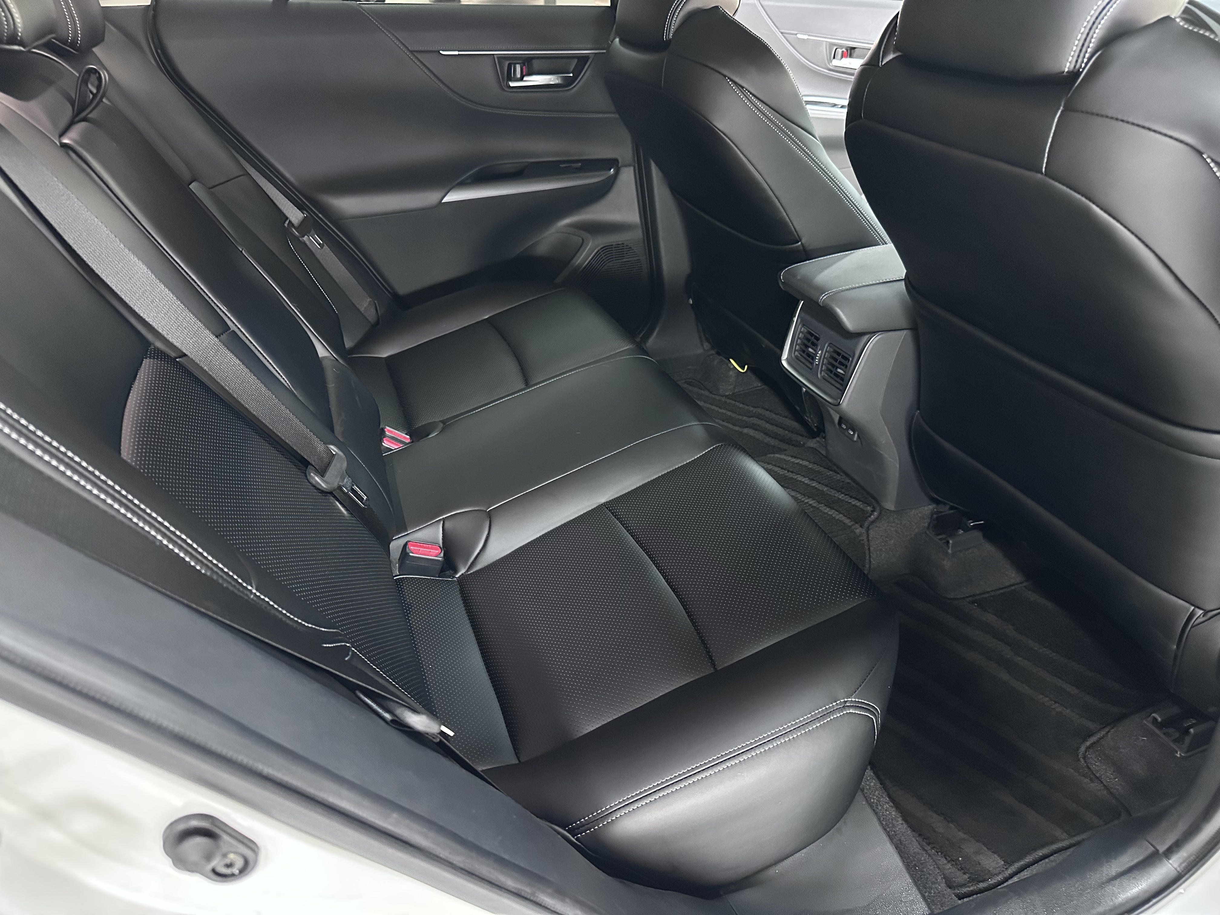 Toyota Harrier 2021 #18 Toyota Harrier 2021 car image #18
