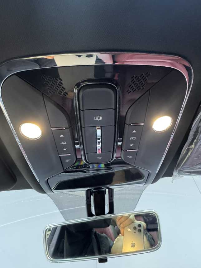 Jetour X70 PLUS 2022 car image #18