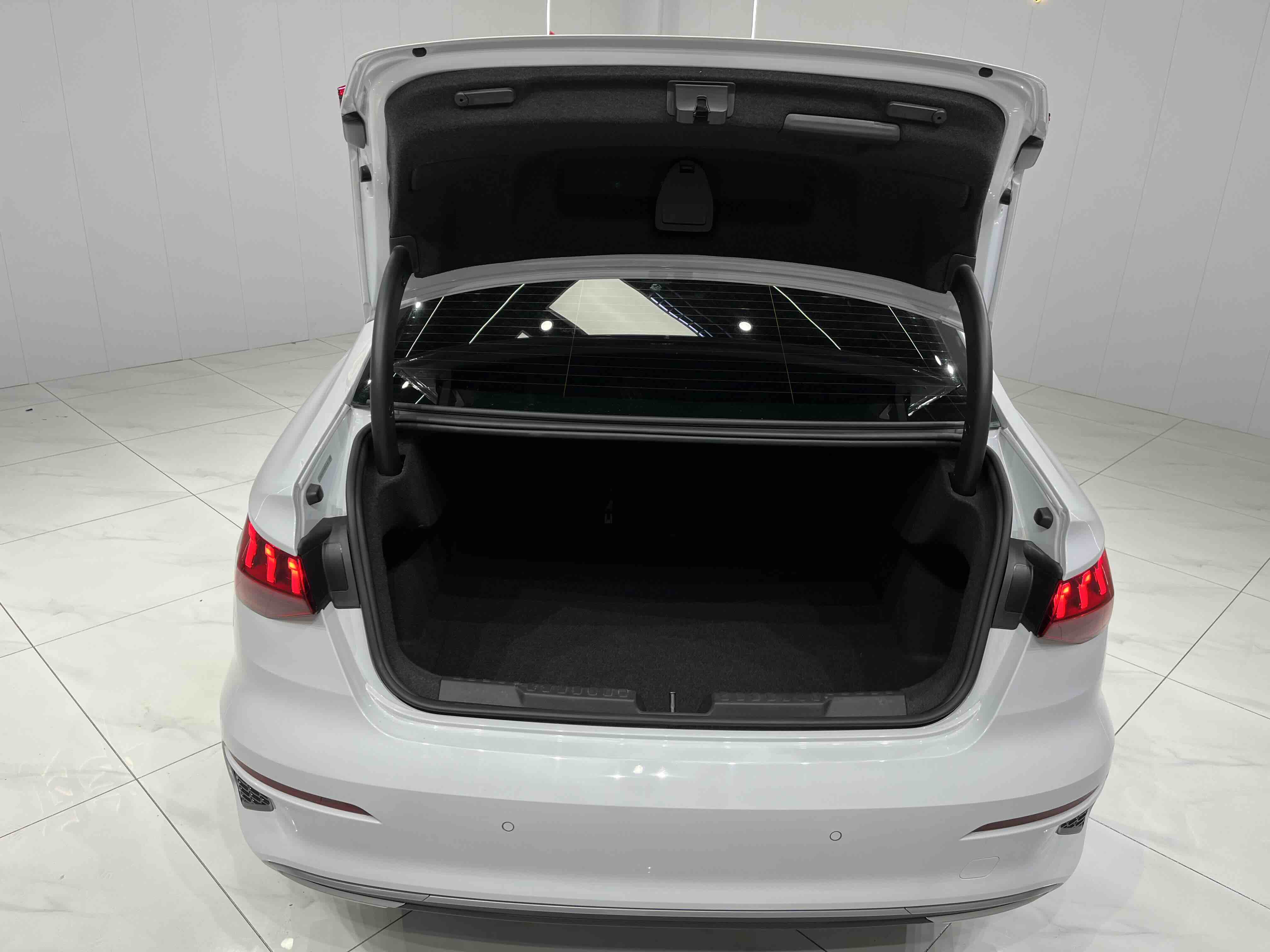 Audi A3 2022 car image #18