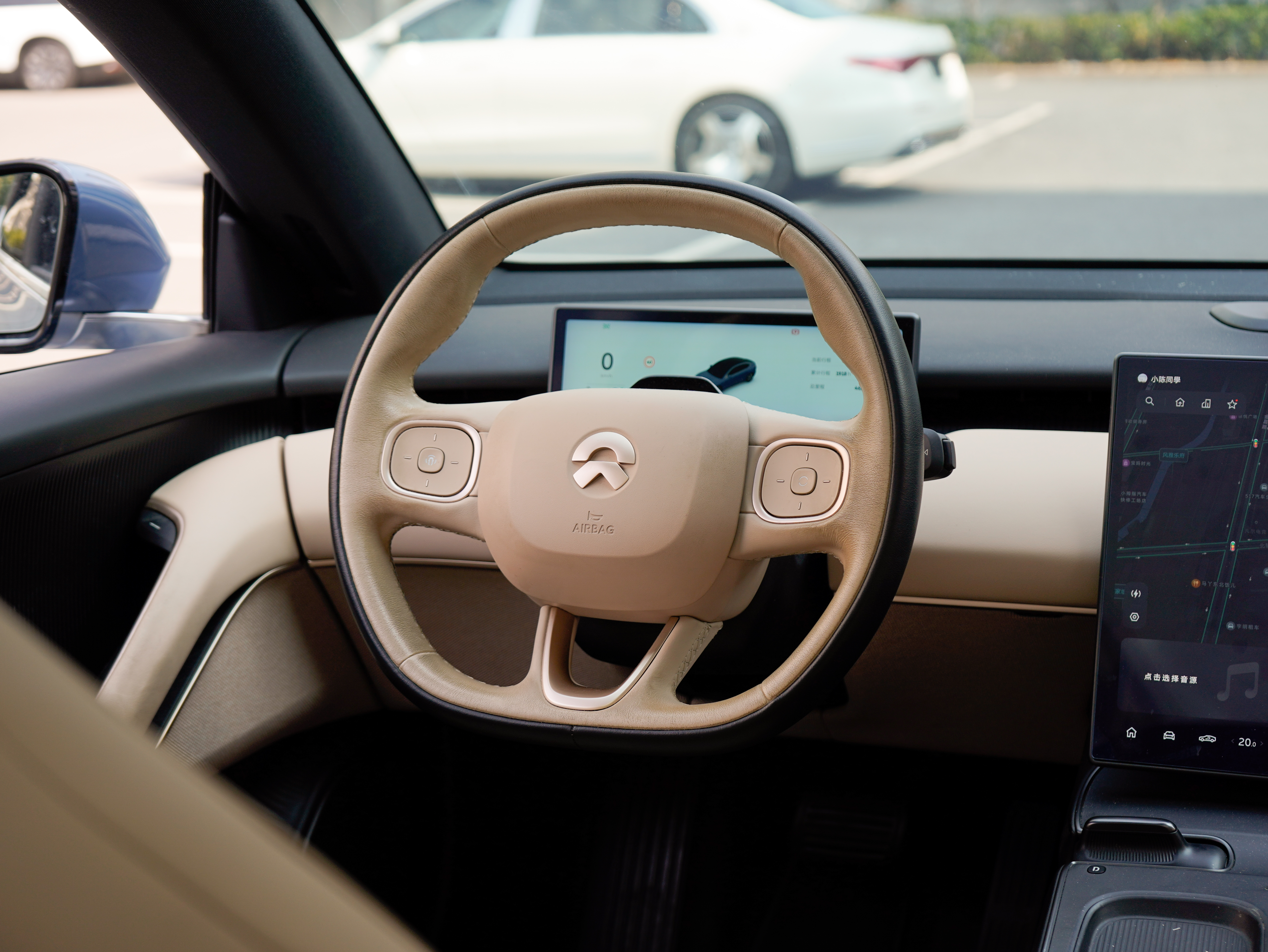 NIO ET5 2022 car image #18