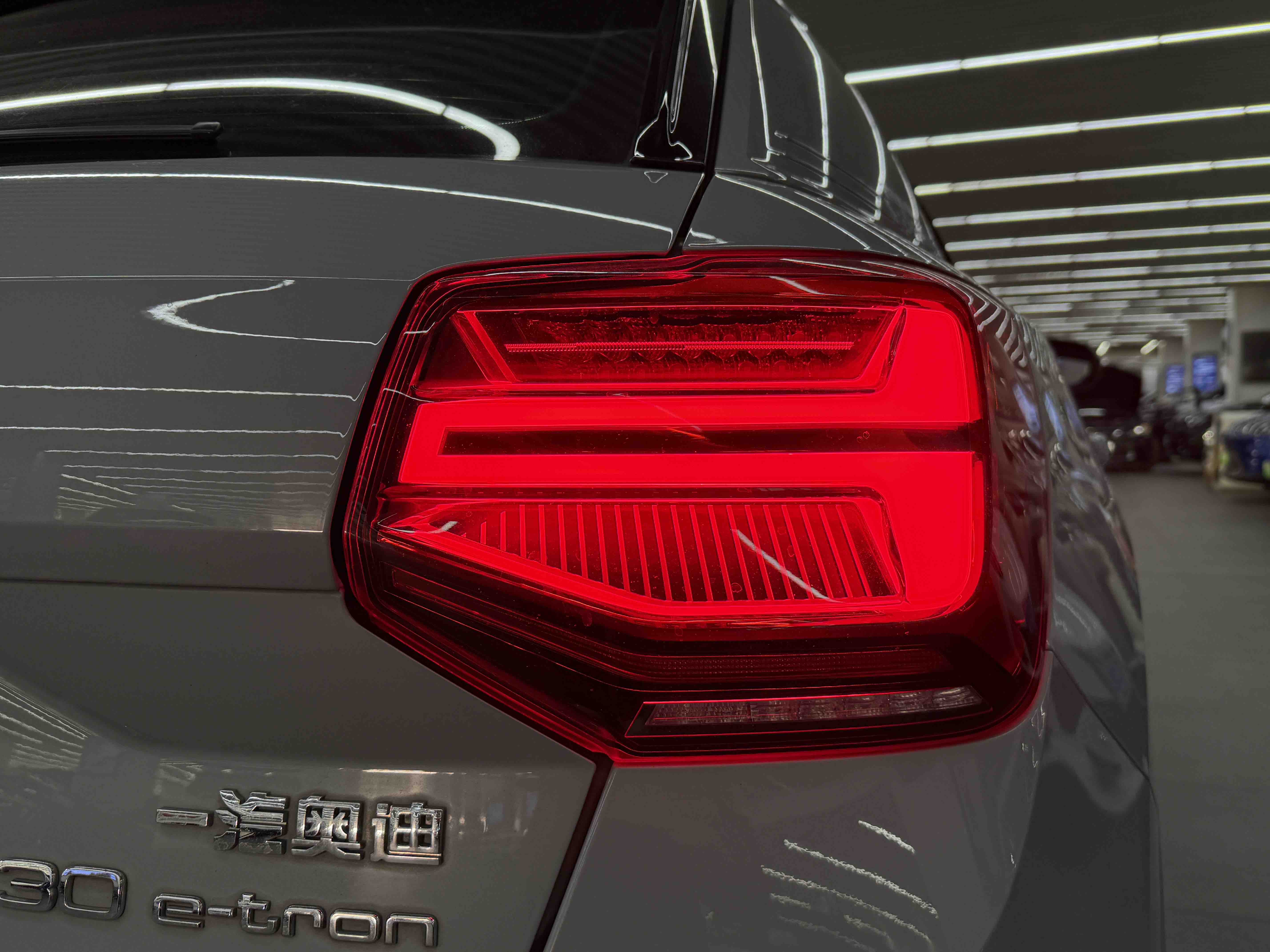 Audi Q2L e-tron 2022 #18 Audi Q2L e-tron 2022 car image #18