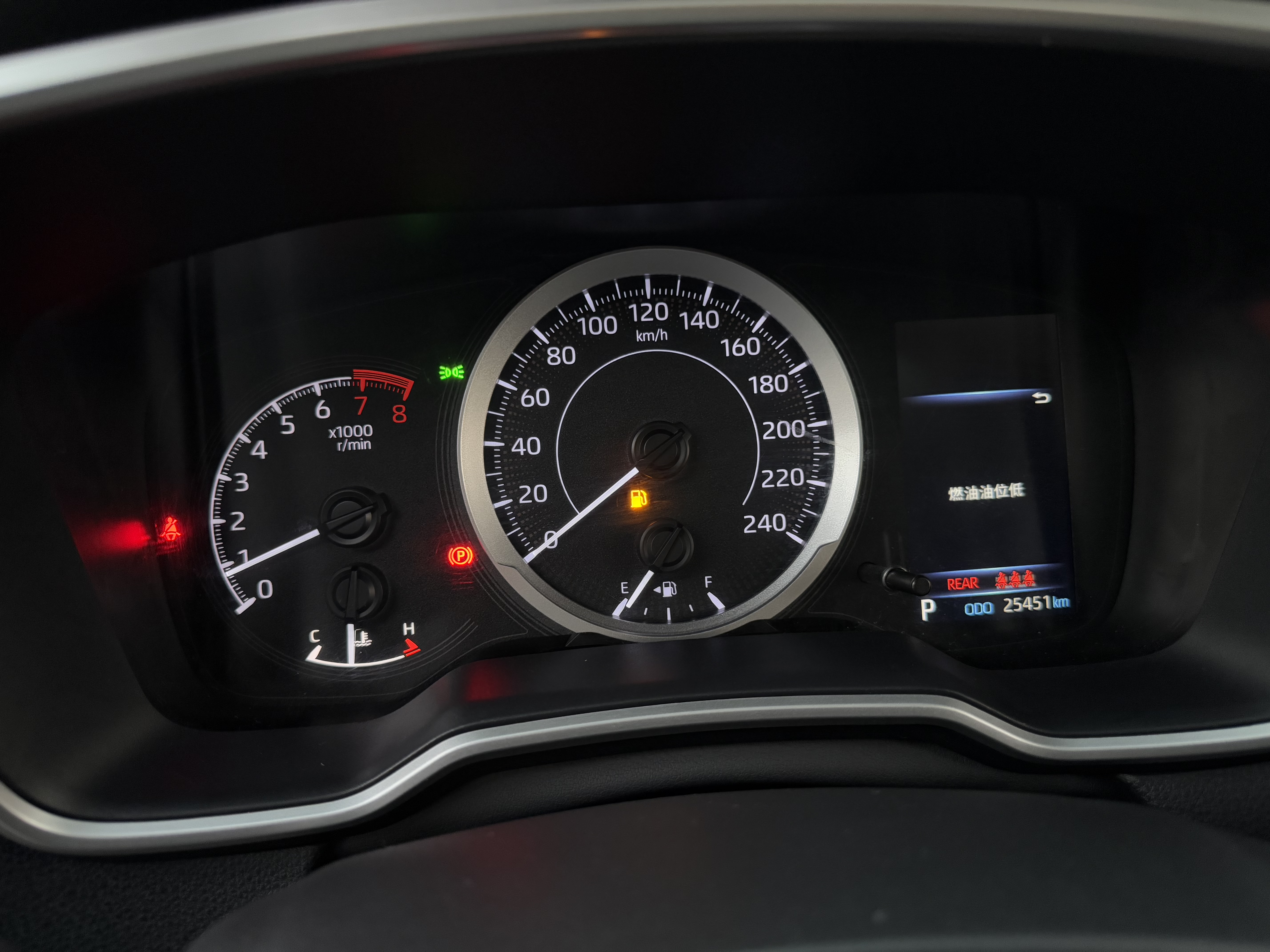 Toyota Frontlander 2022 immagine di auto #18