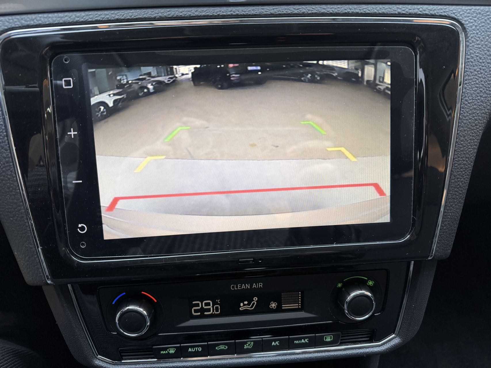 Skoda Rapid 2022 изображение автомобиля #18