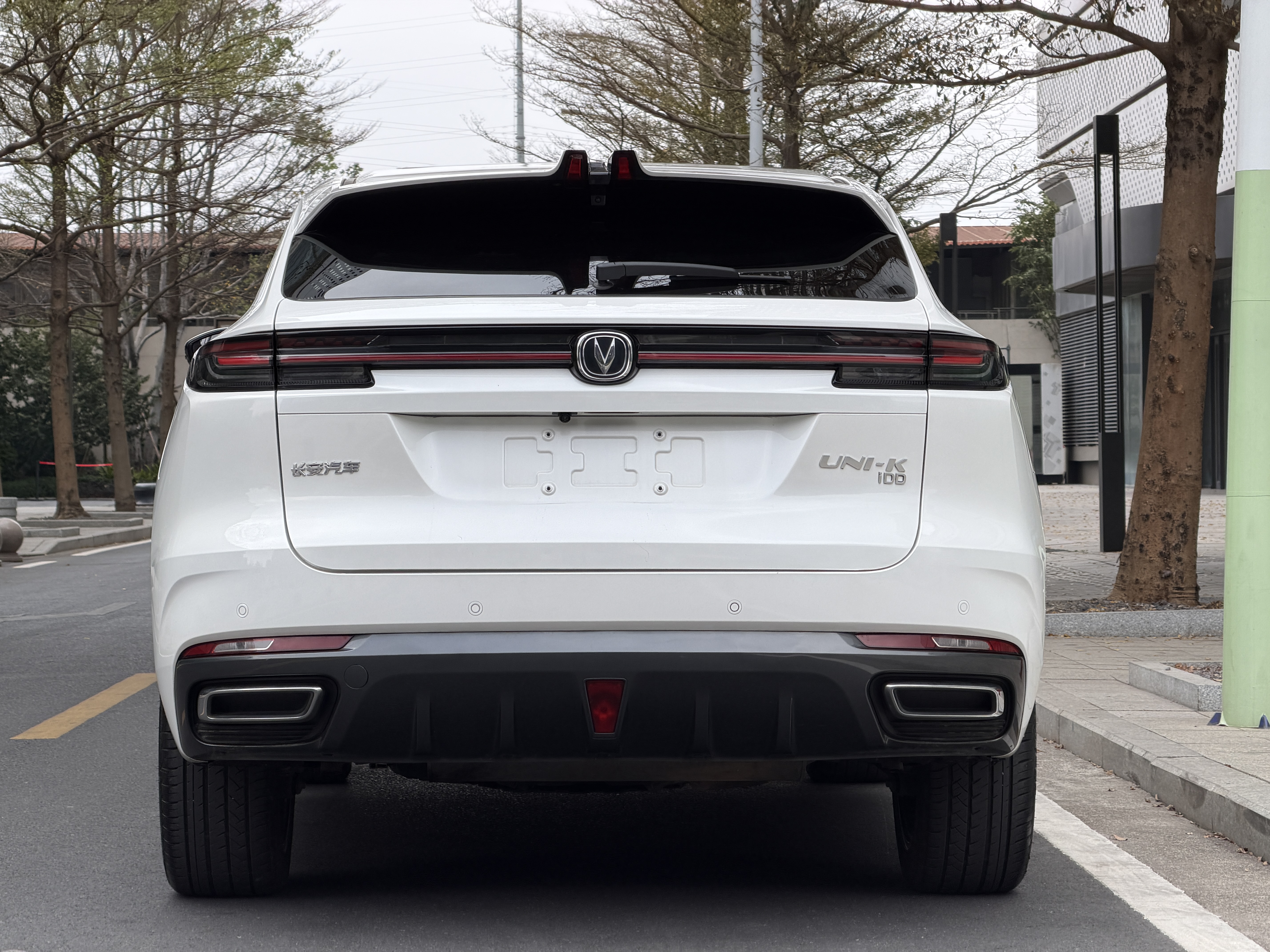 Changan UNI-K iDD 2022 car image #18