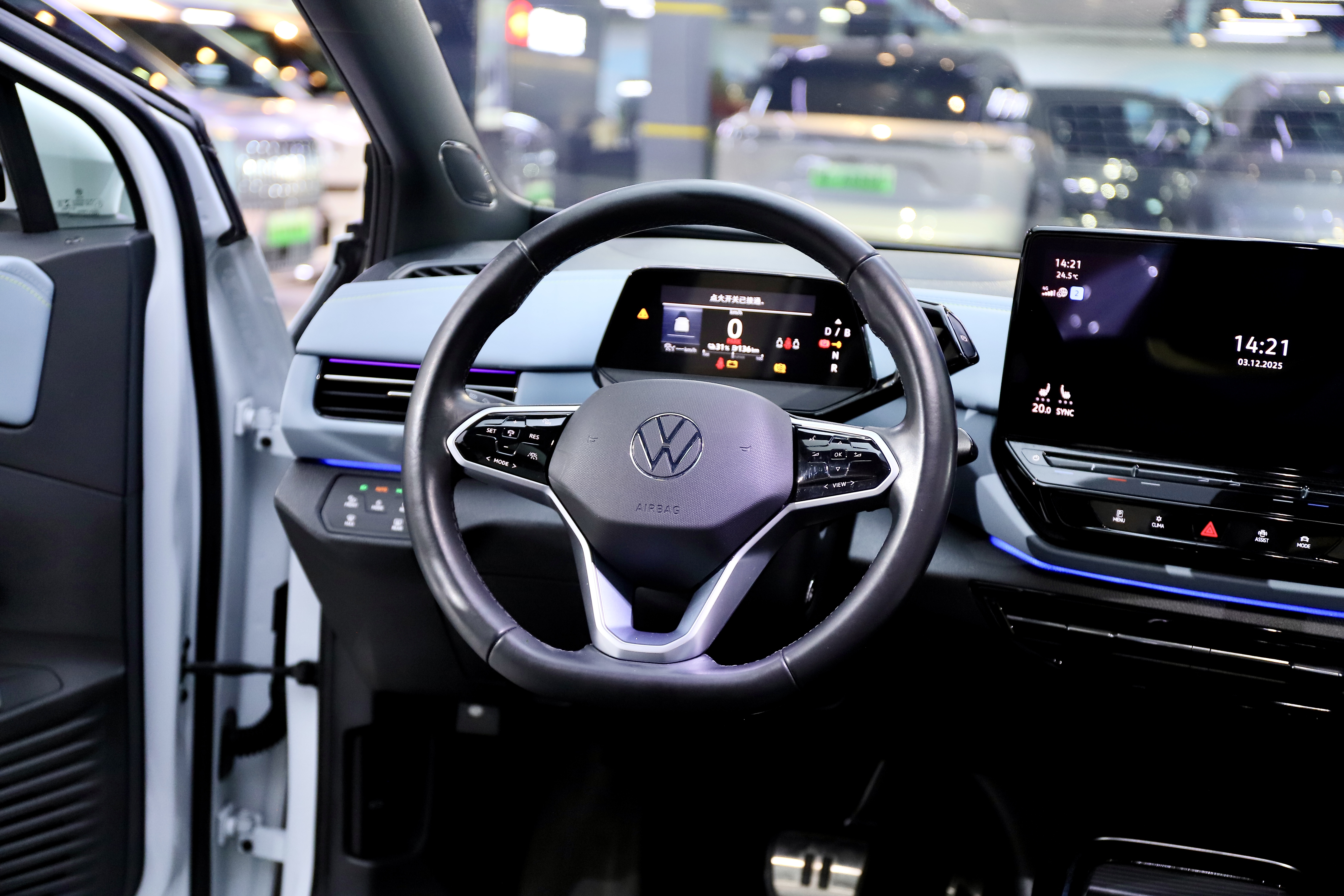 Volkswagen ID.4 X 2022 immagine di auto #18