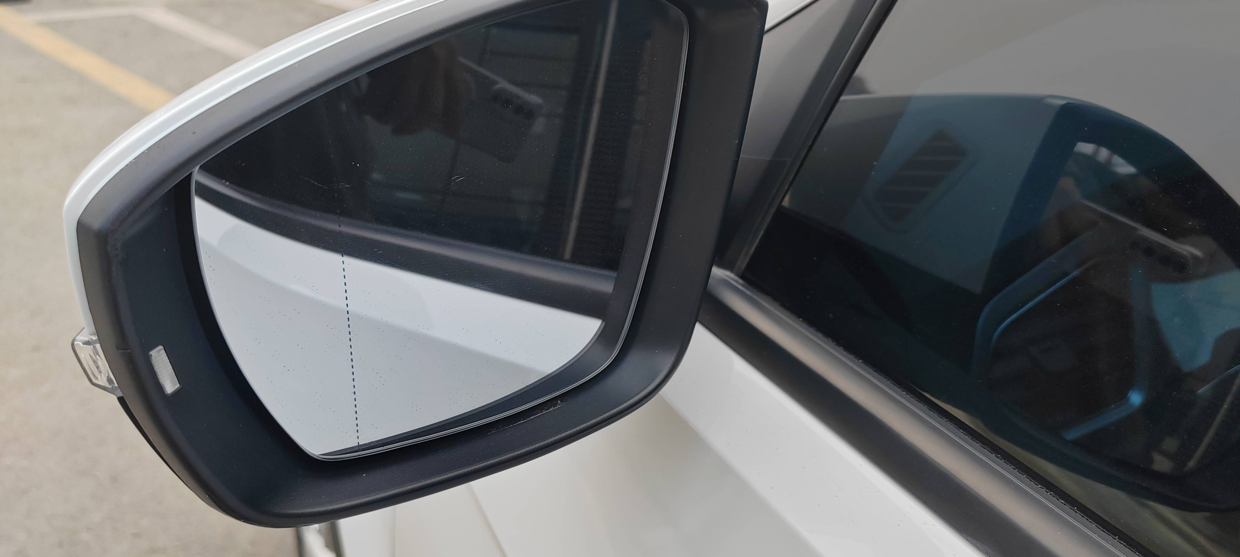 T-Roc 2023 #18 T-Roc 2023 car image #18