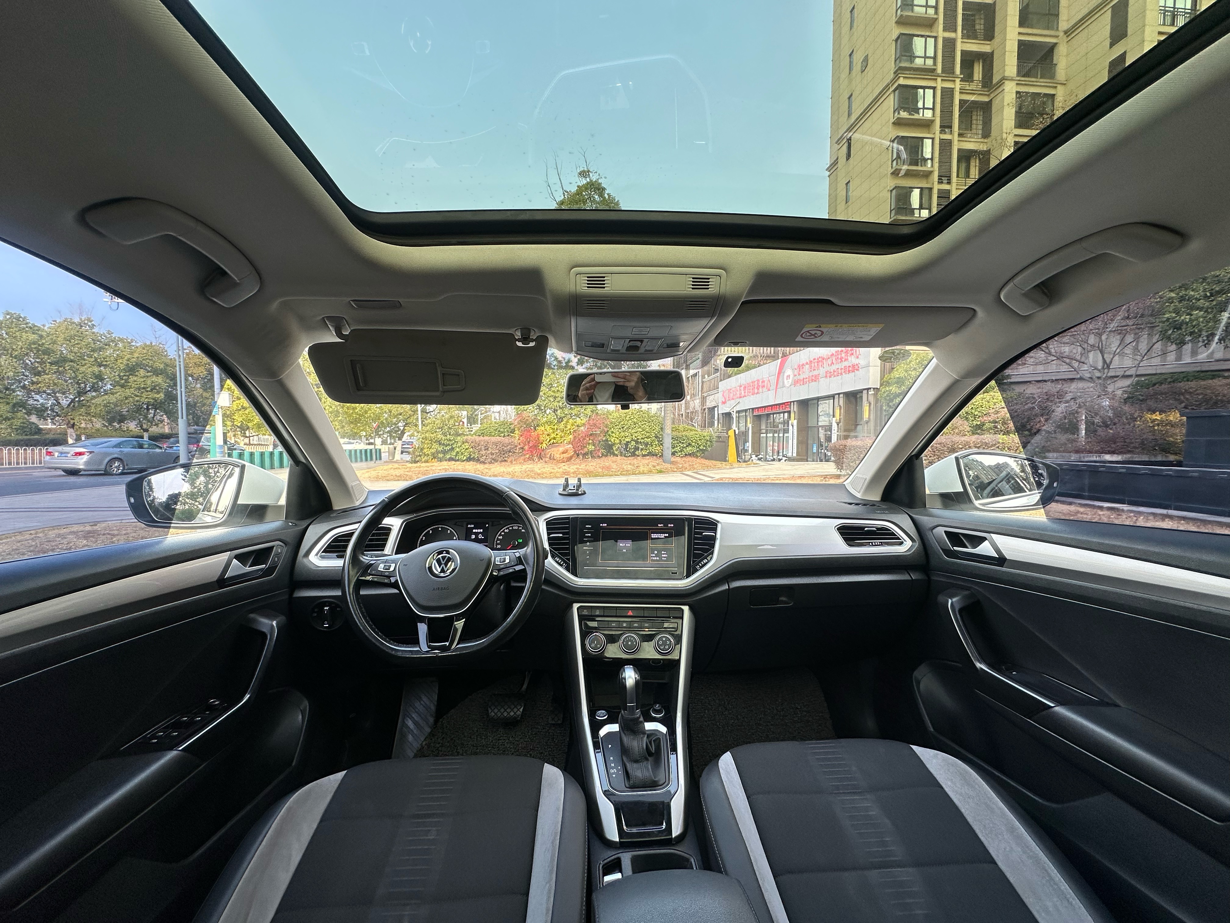 T-Roc 2023 #18 T-Roc 2023 car image #18