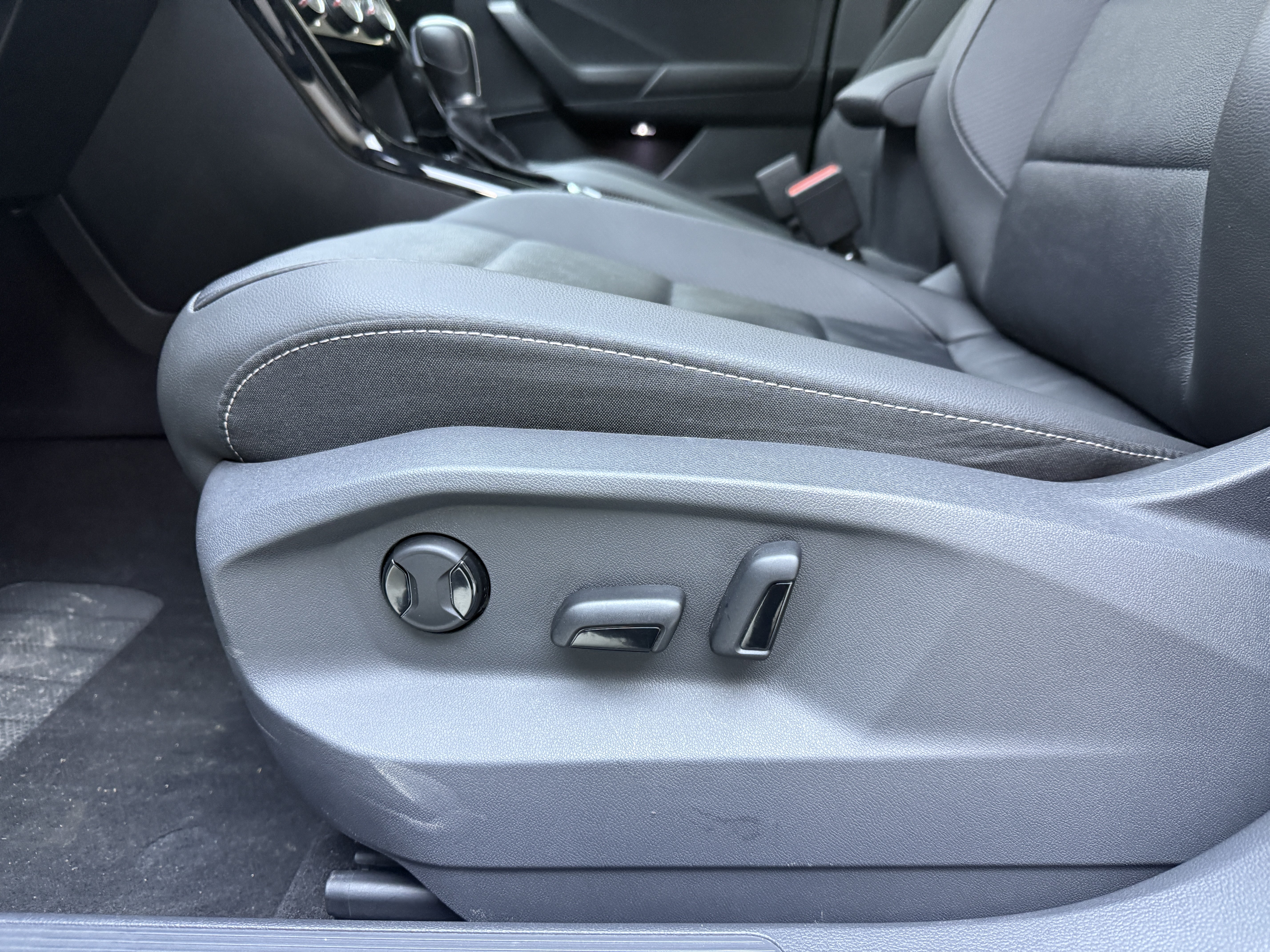 大众 T-ROC探歌 2022 汽车图片 #18