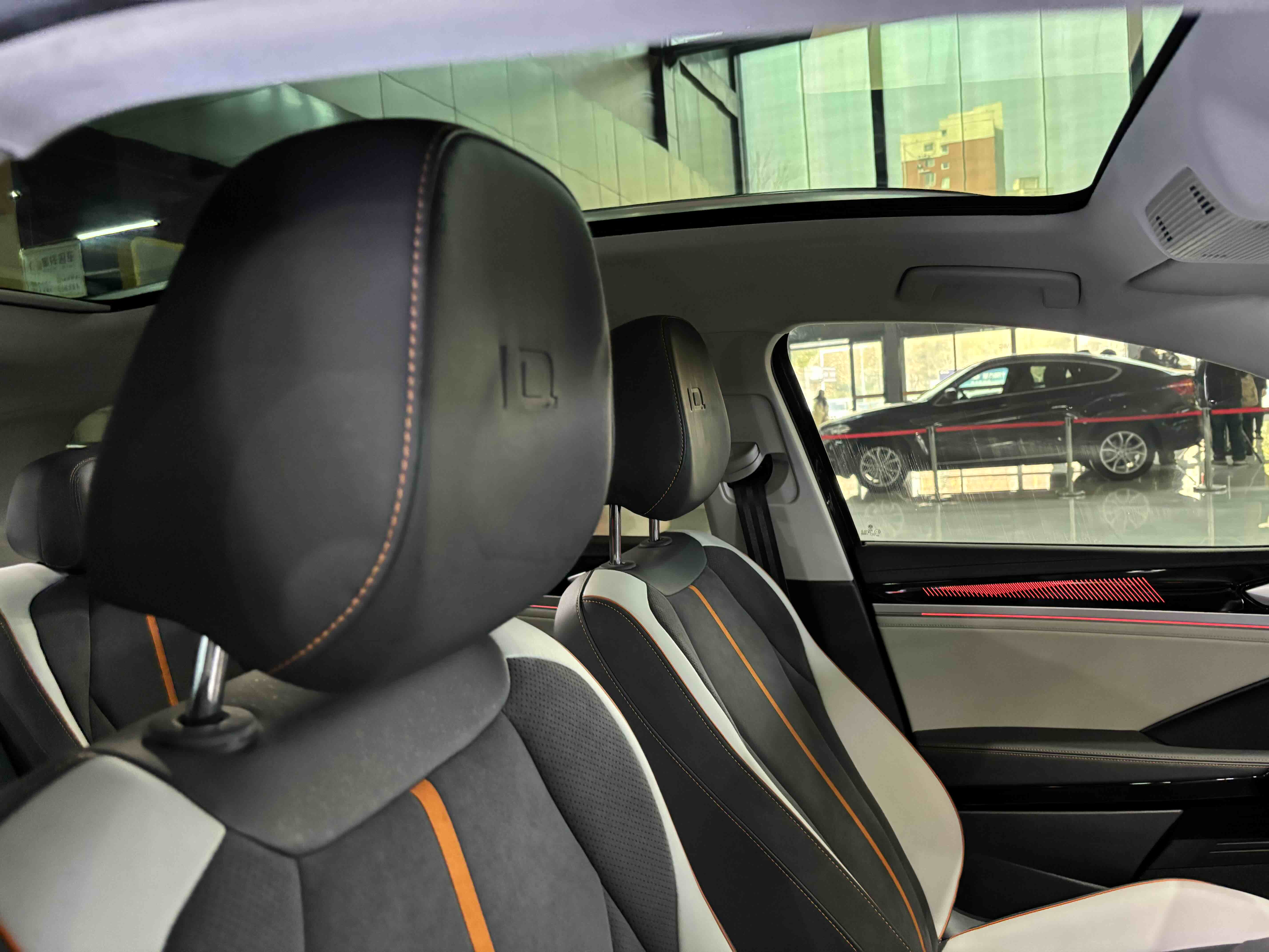 Volkswagen ID.6 Crozz 2022 immagine di auto #18