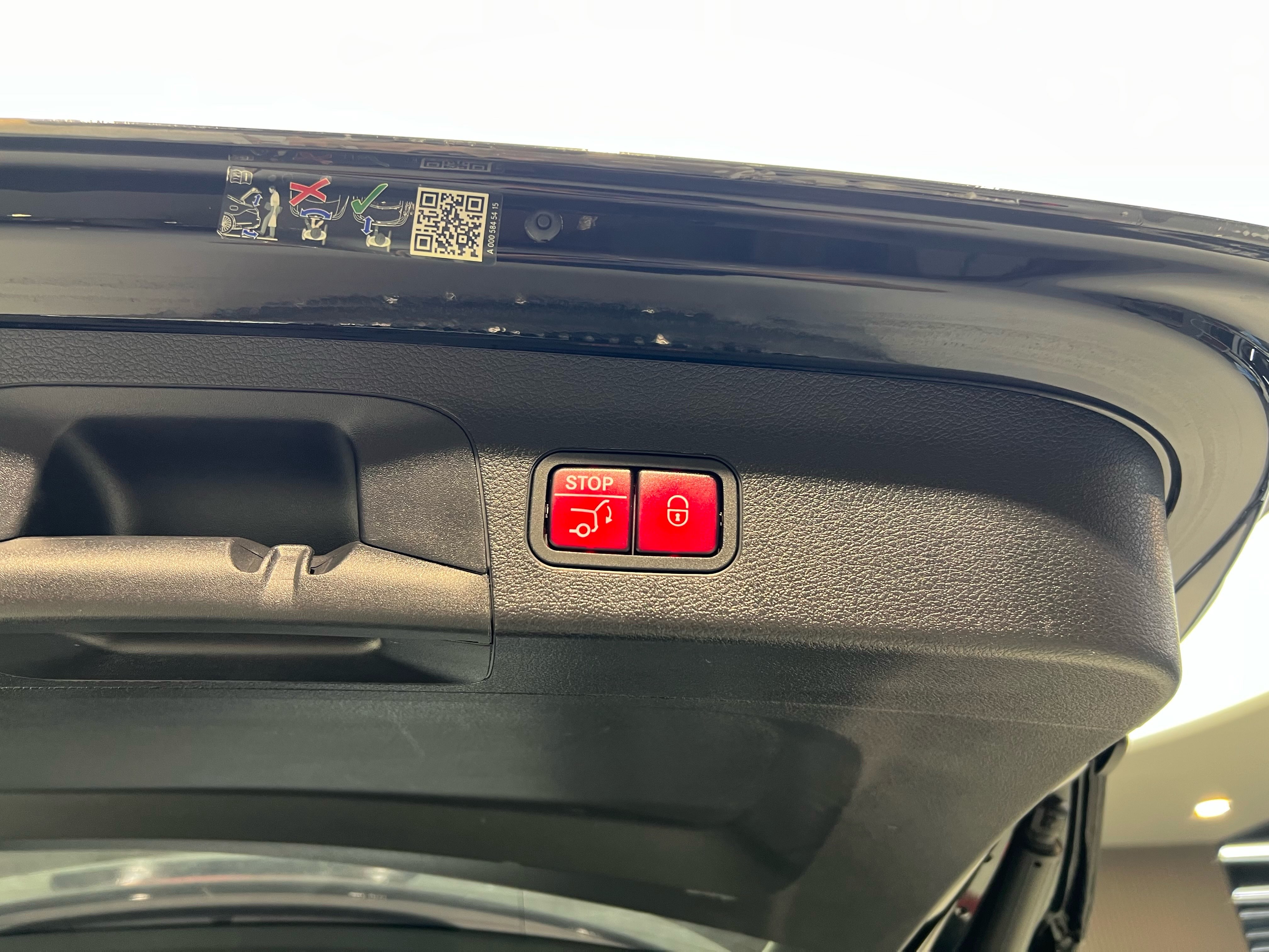 Mercedes-Benz GLS Class 2023 #18 Mercedes-Benz GLS Class 2023 car image #18