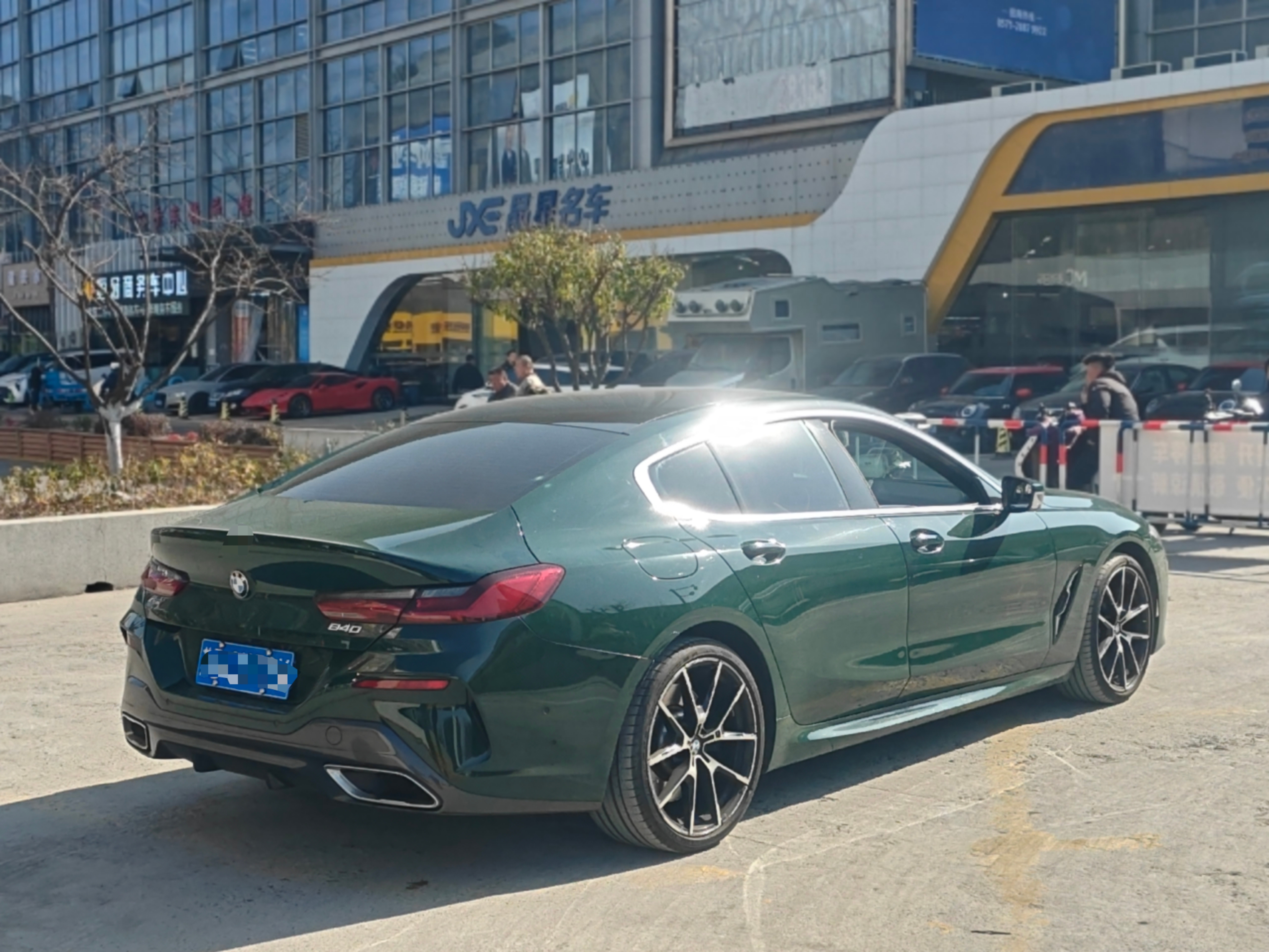 BMW 8 Series 2023 car image #18