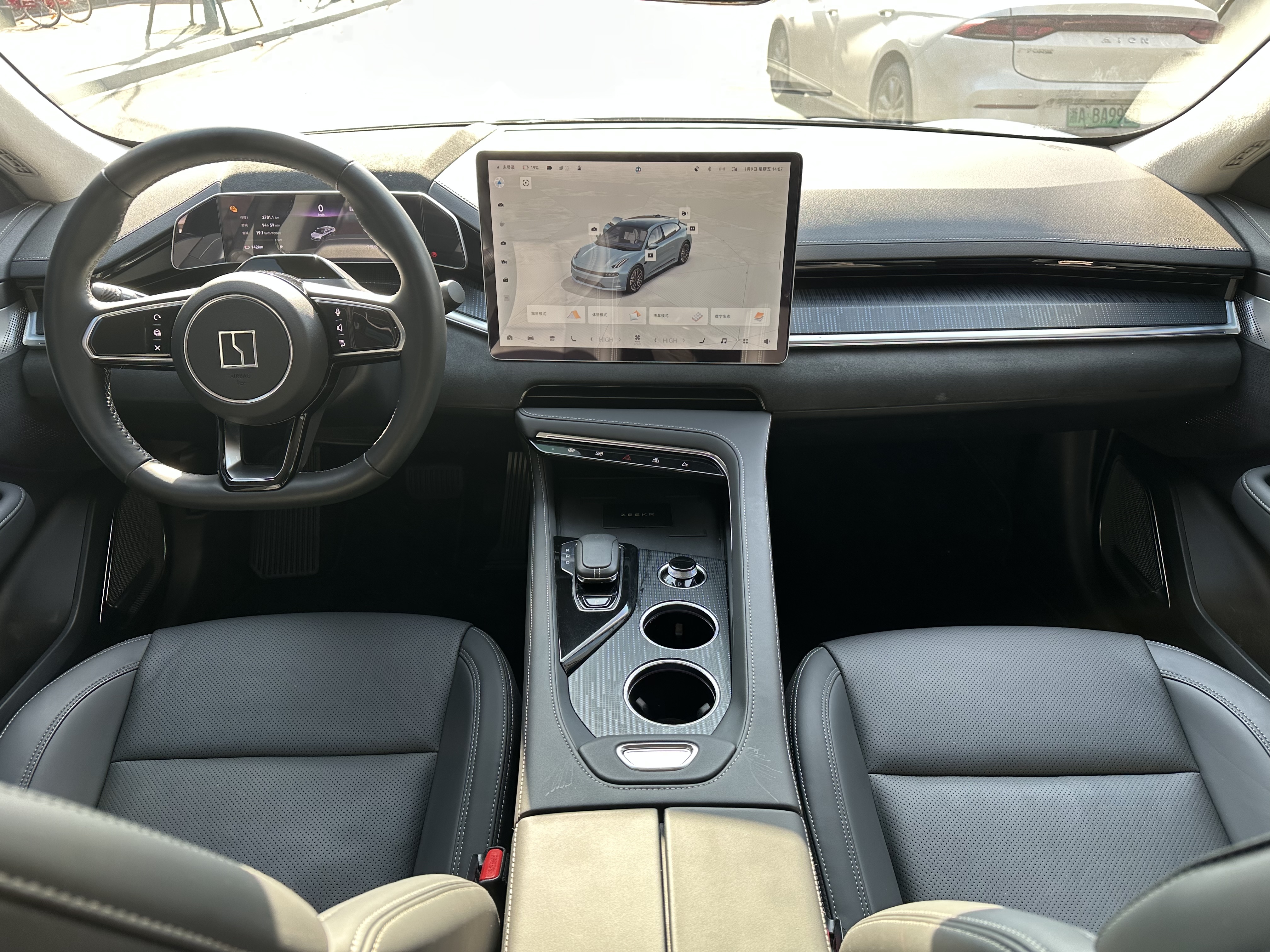 极氪 极氪001 2022 汽车图片 #18