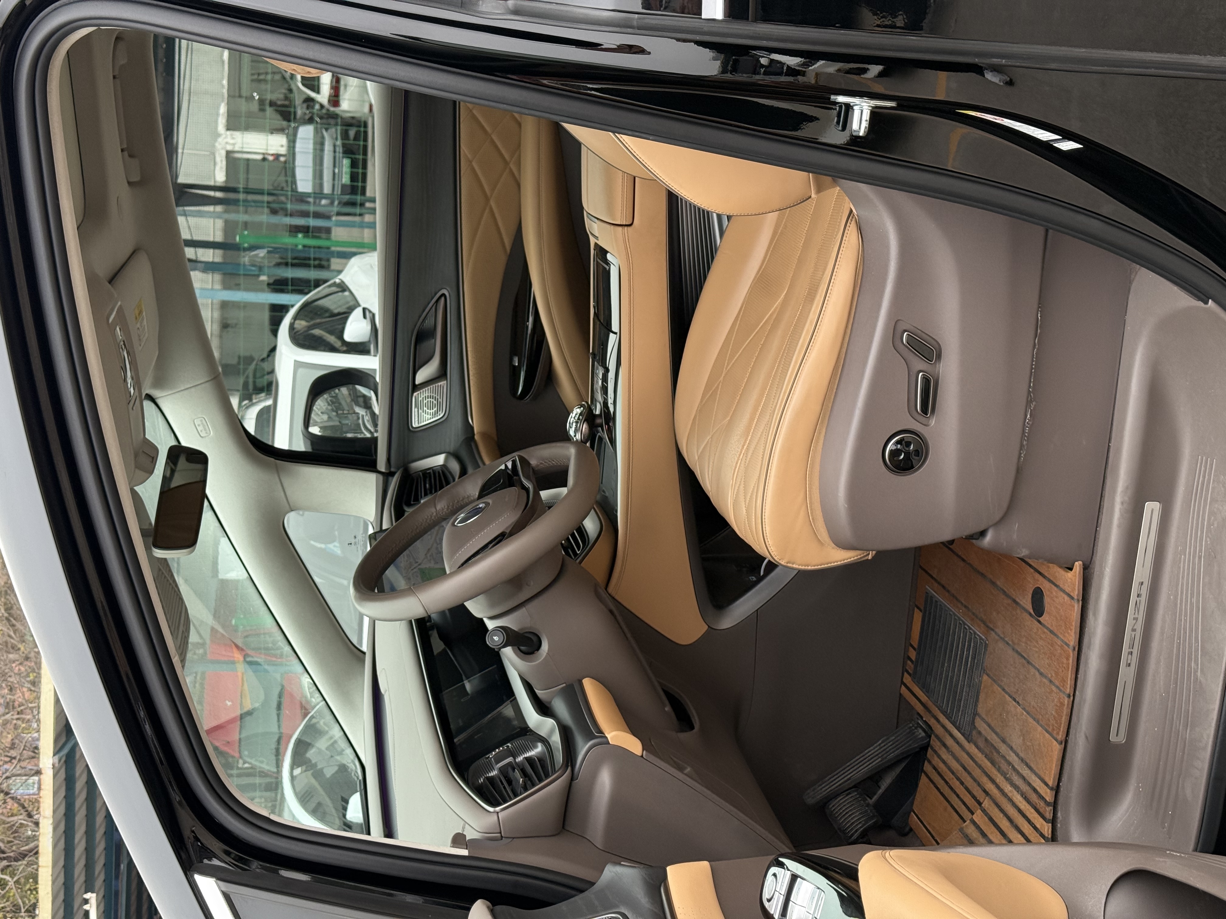 腾势 腾势D9 2023 汽车图片 #18