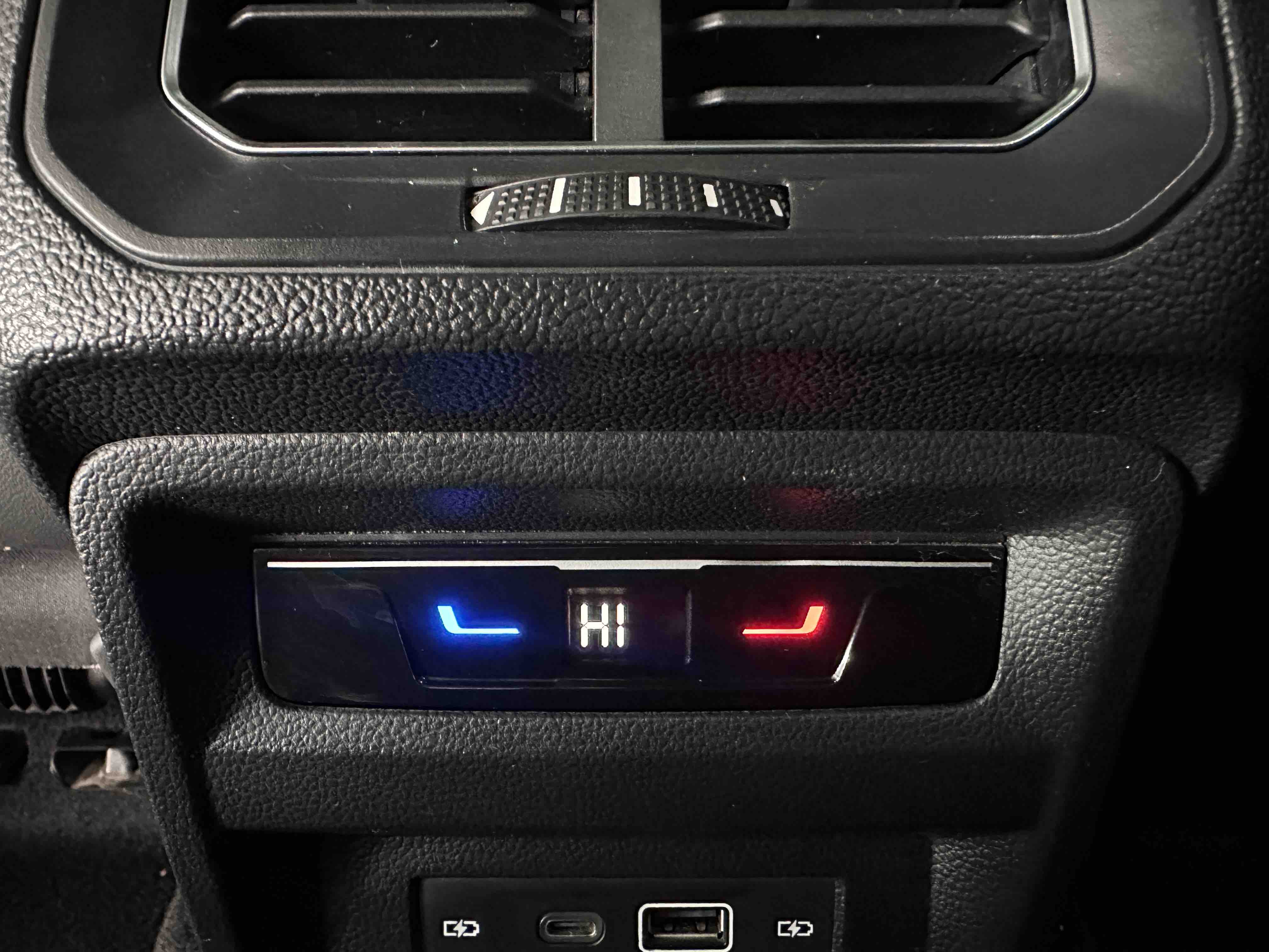 Volkswagen Tiguan X 2023 imagem de carro #18