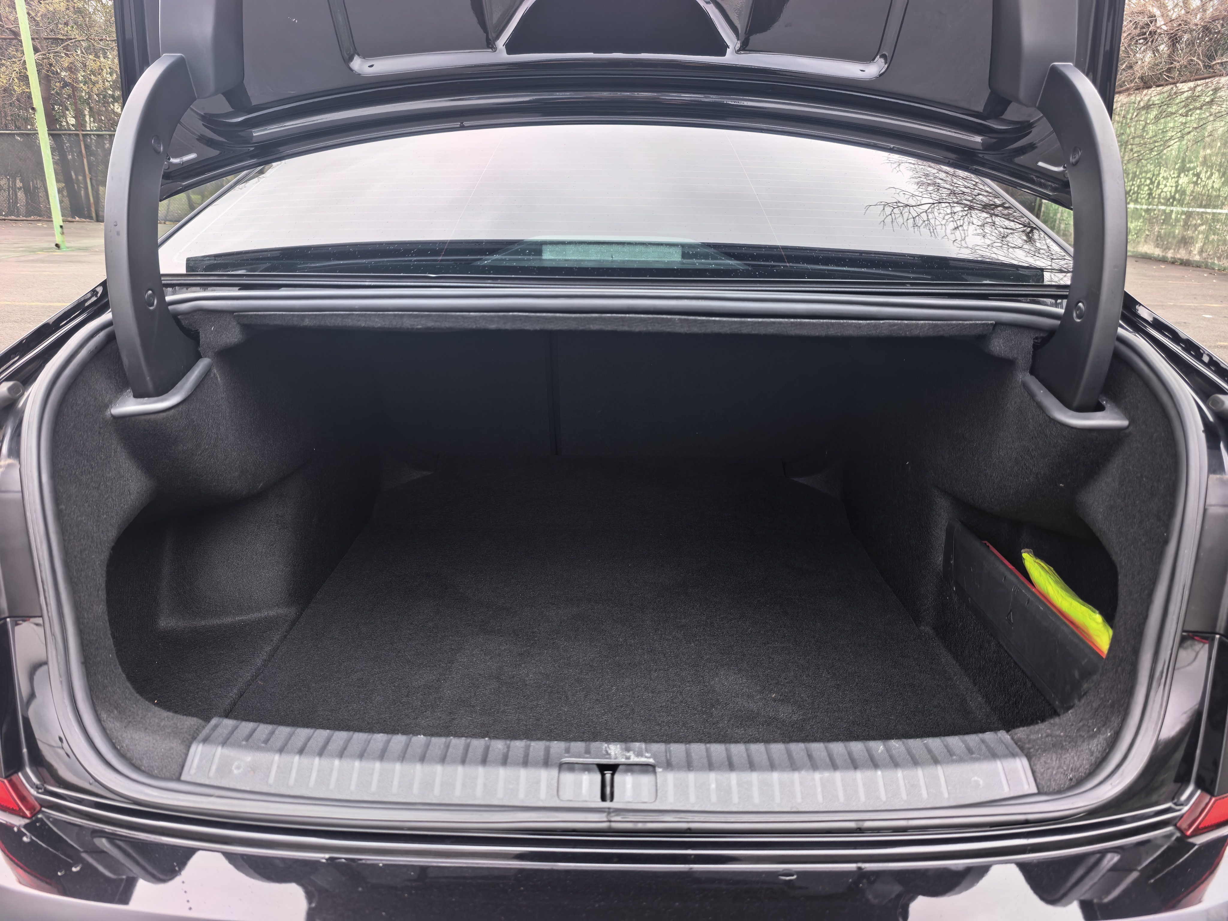 Volkswagen Passat 2023 car image #18