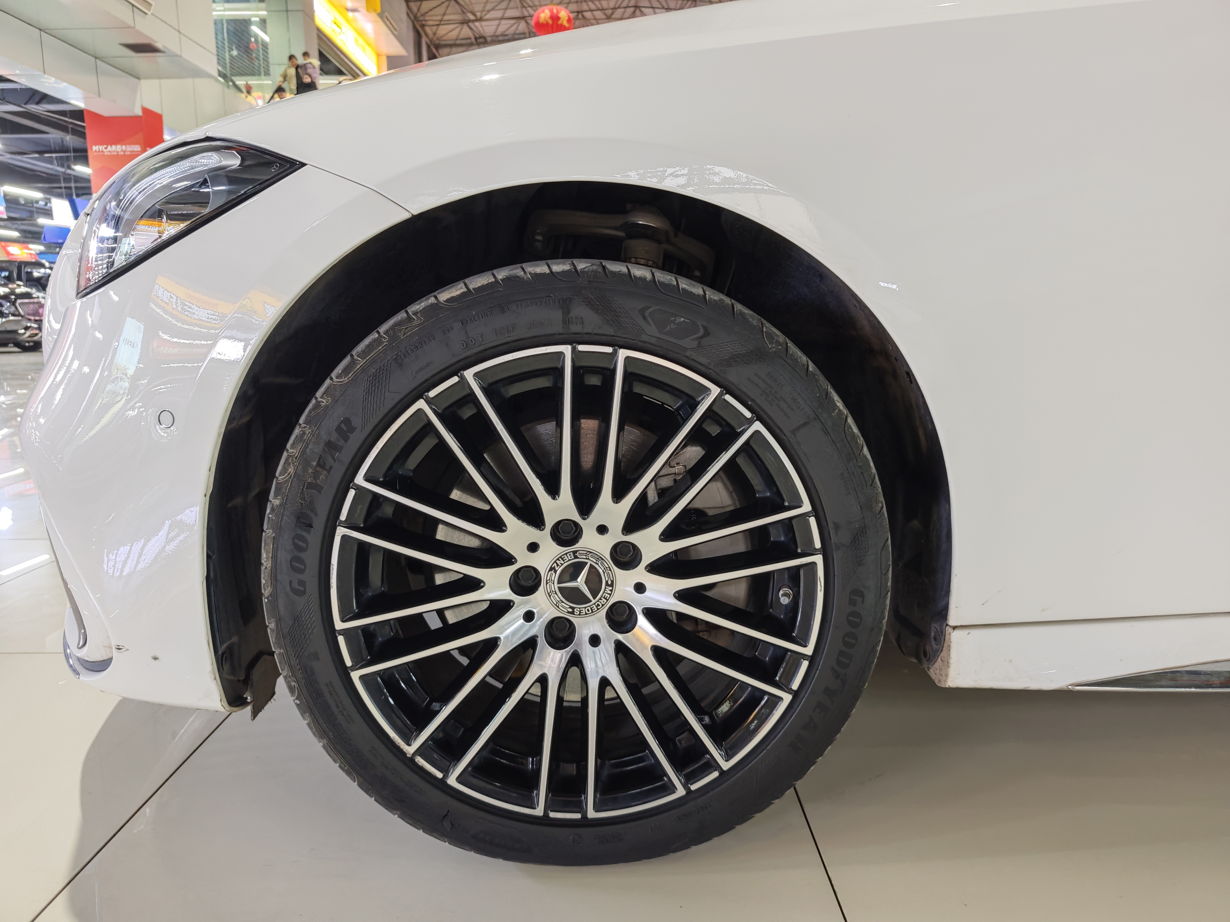 Mercedes-Benz C Class 2023 car image #18