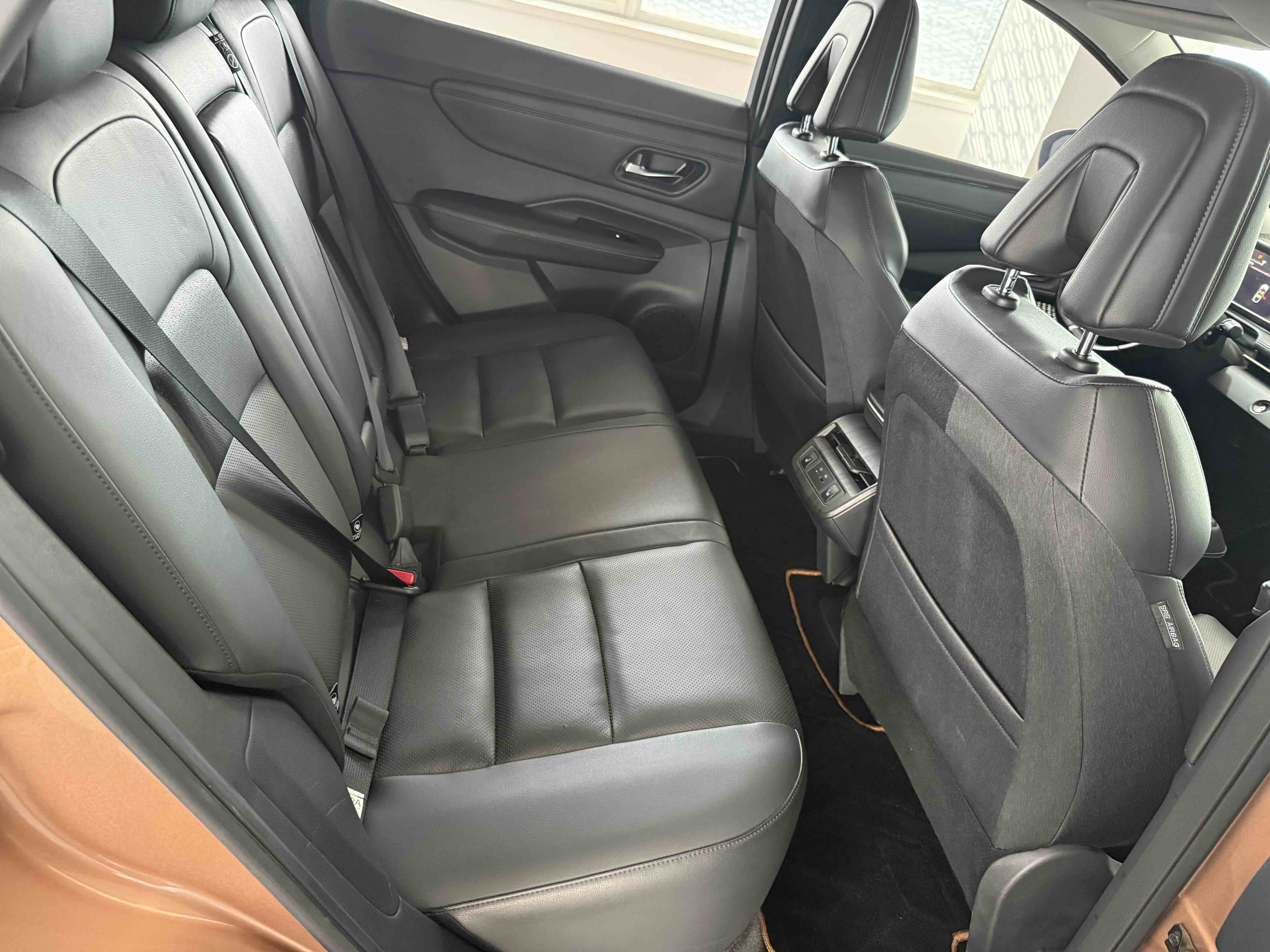 日产 ARIYA艾睿雅 2022 汽车图片 #18