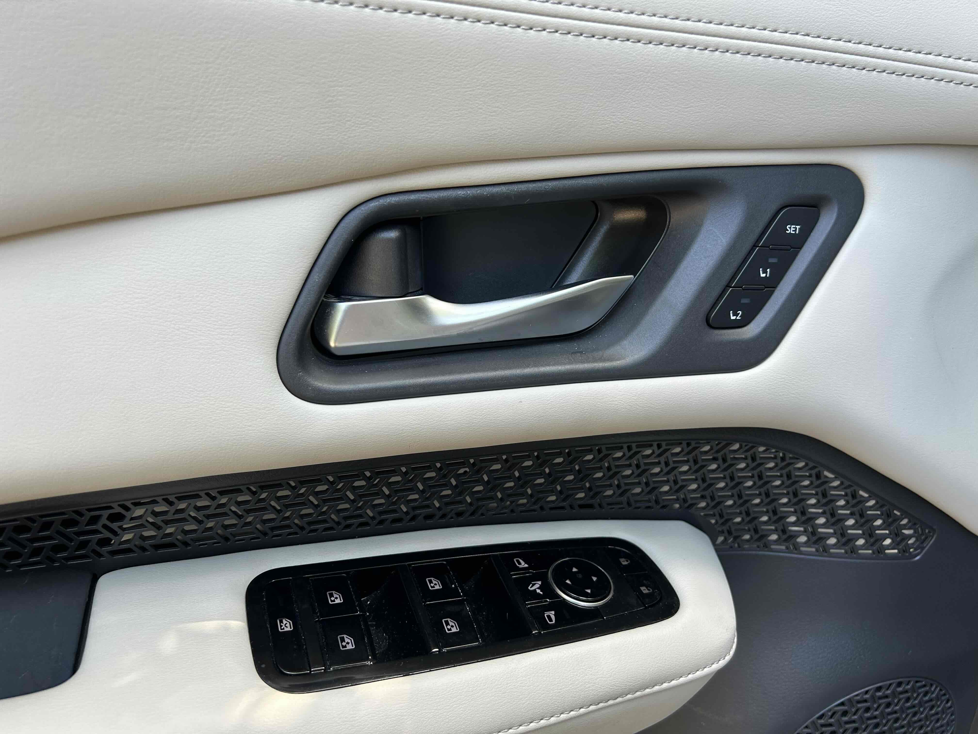 日产 ARIYA艾睿雅 2022 汽车图片 #18