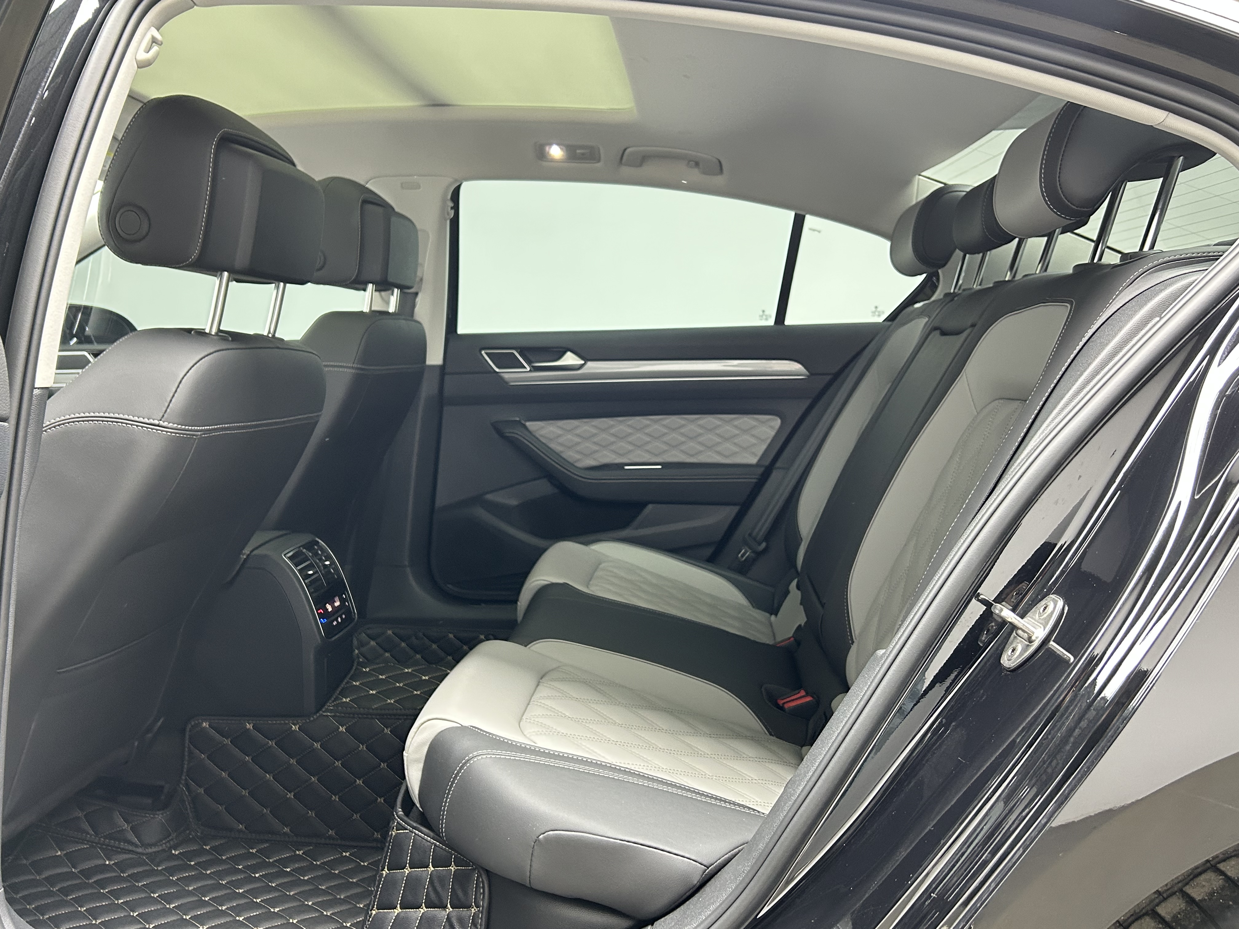 Volkswagen Magotan 2023 car image #18