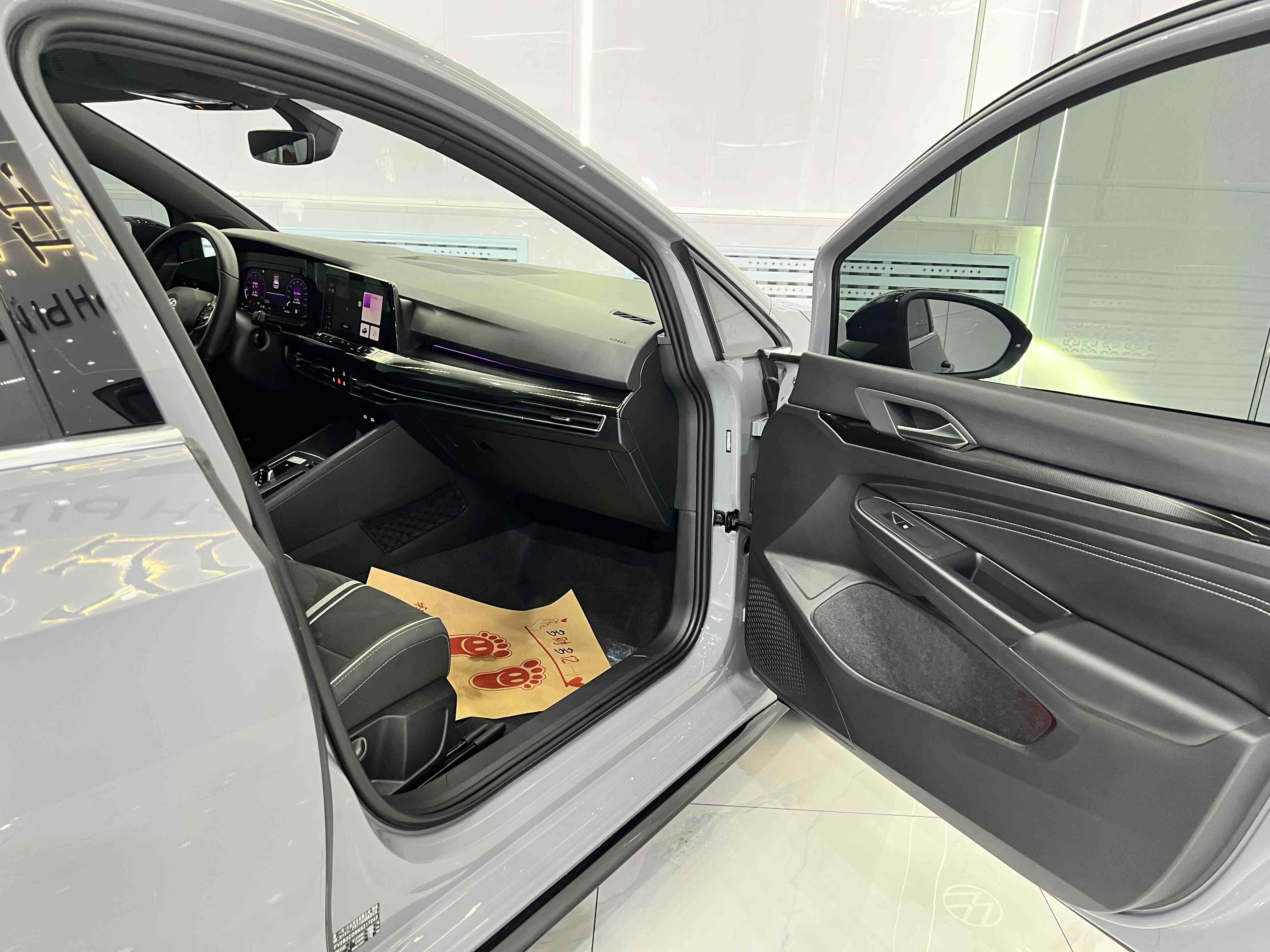 Volkswagen Golf 2023 #18 Volkswagen Golf 2023 car image #18
