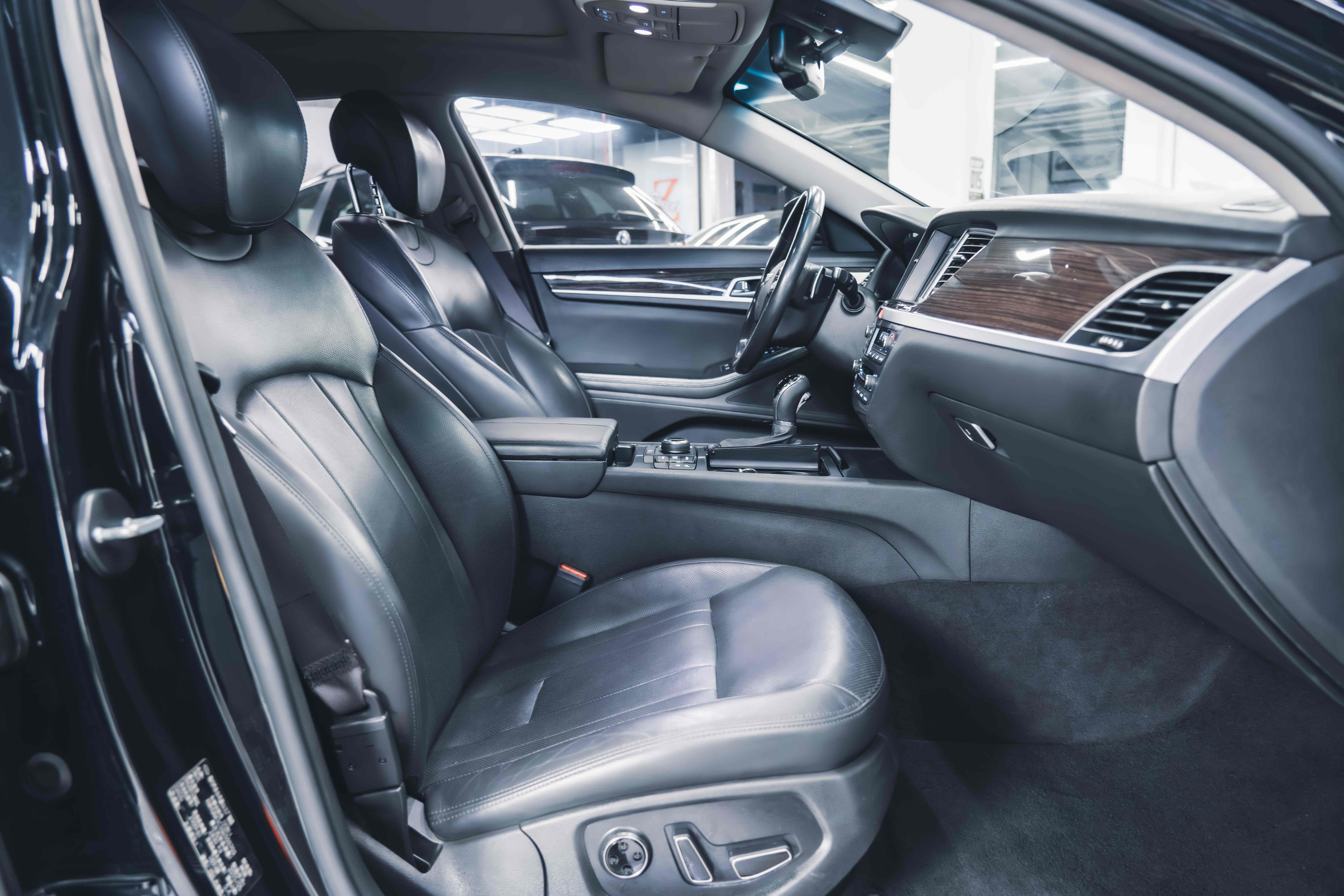 Hyundai Genesis 2015 #18 Hyundai Genesis 2015 car image #18