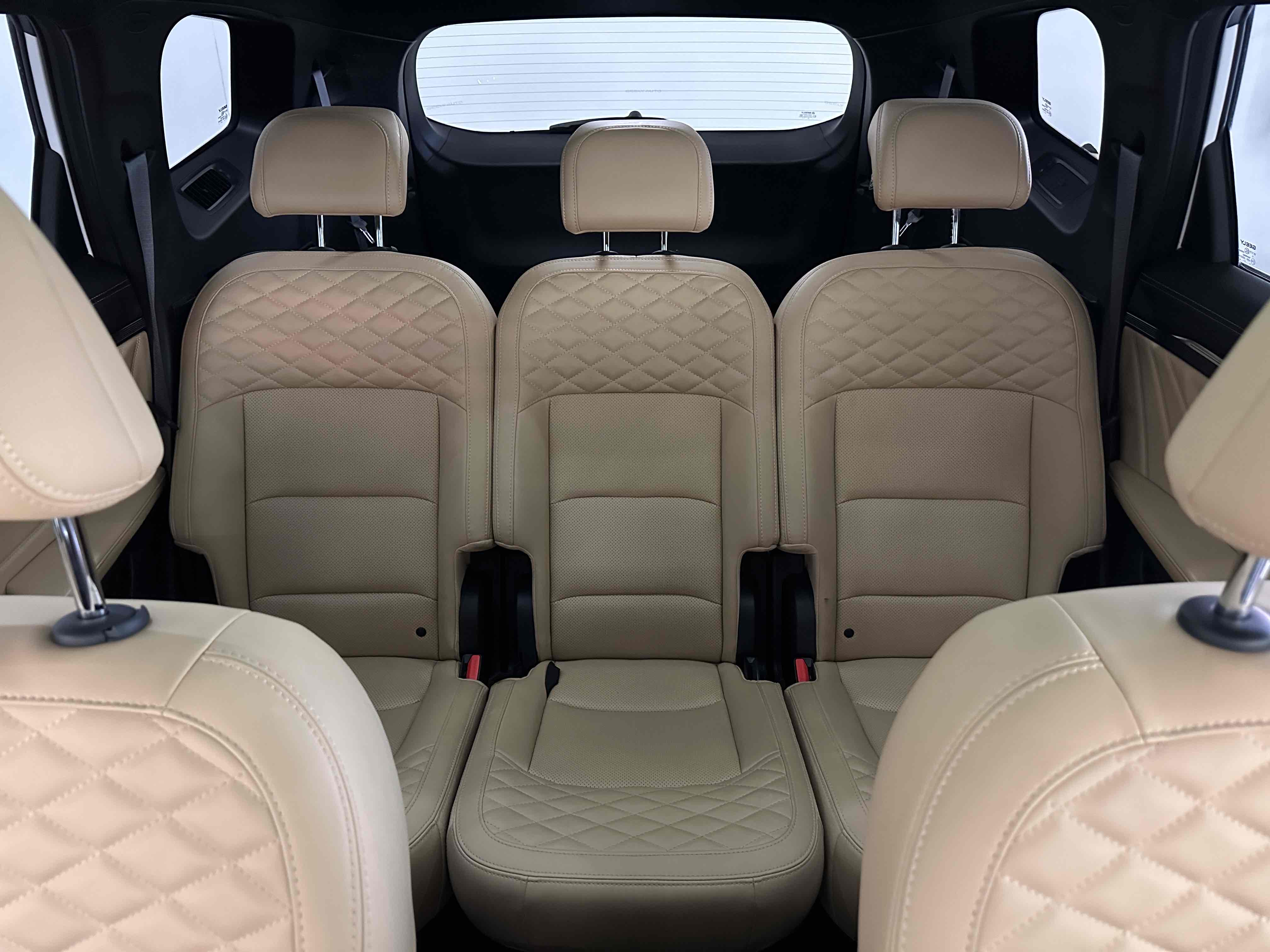 GEELY Okavango L 2023 car image #18