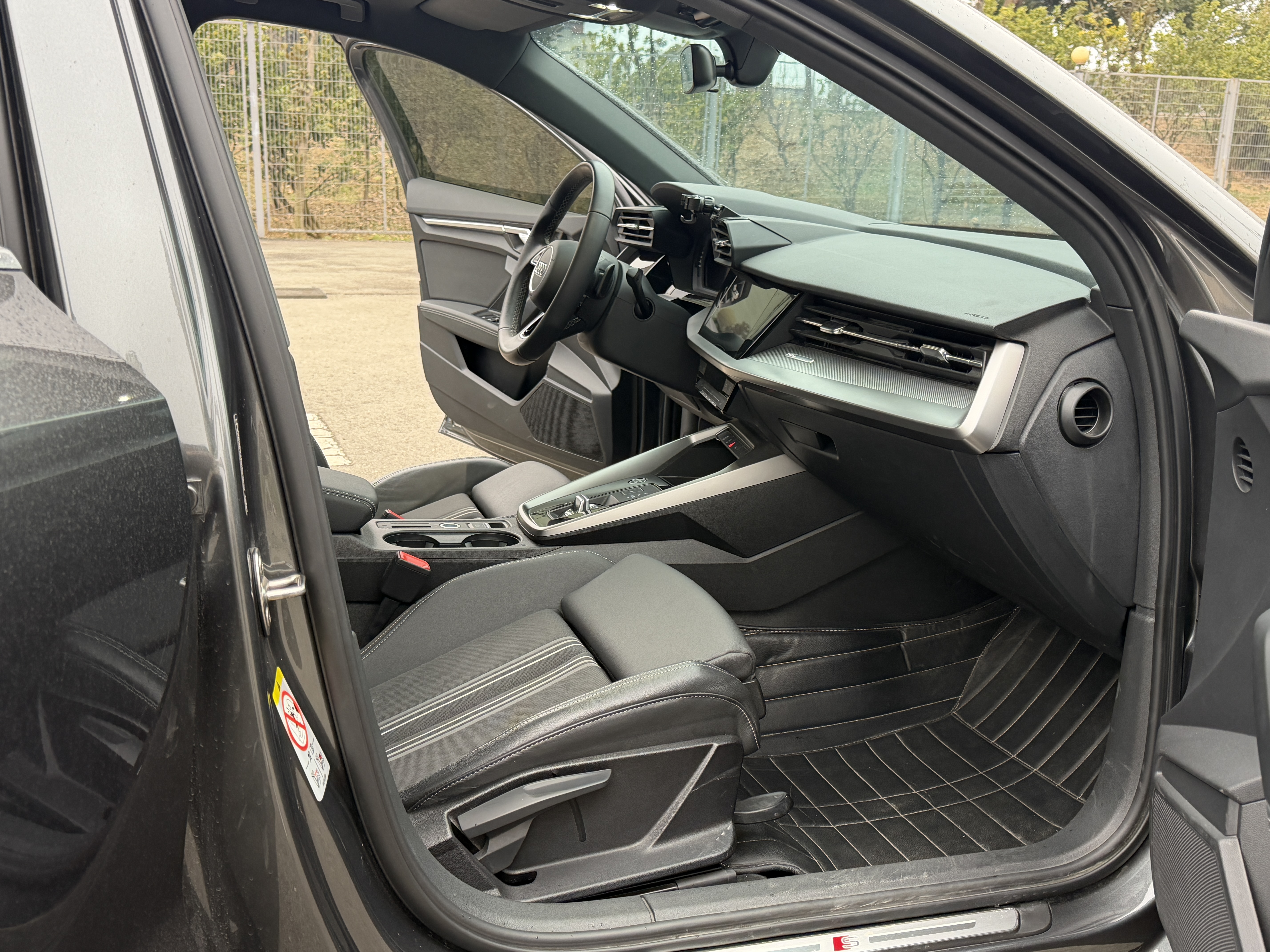 Audi A3 2023 car image #18