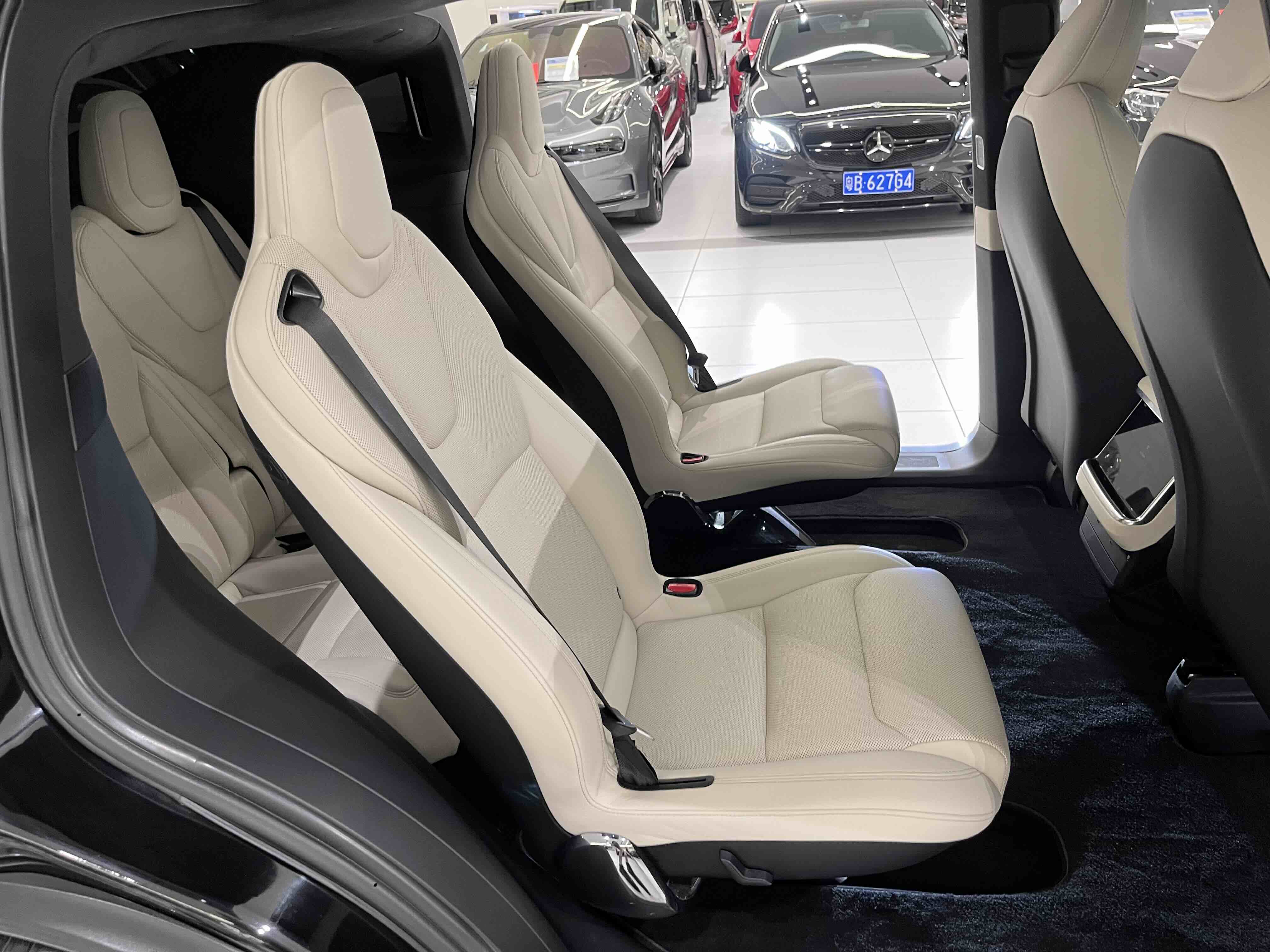 特斯拉 Model X 2023 汽车图片 #18