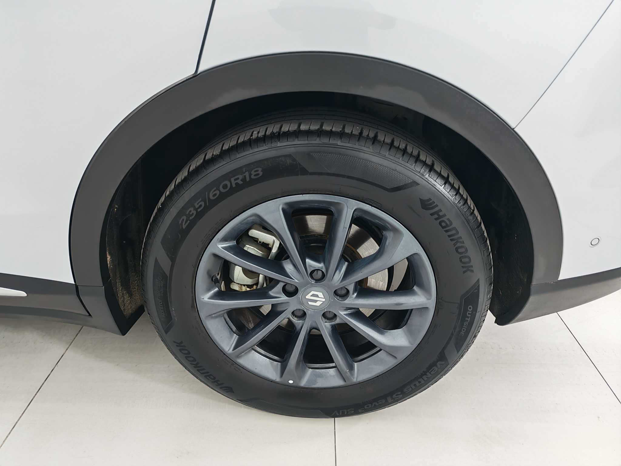 零跑汽车 零跑C11 2023 汽车图片 #18