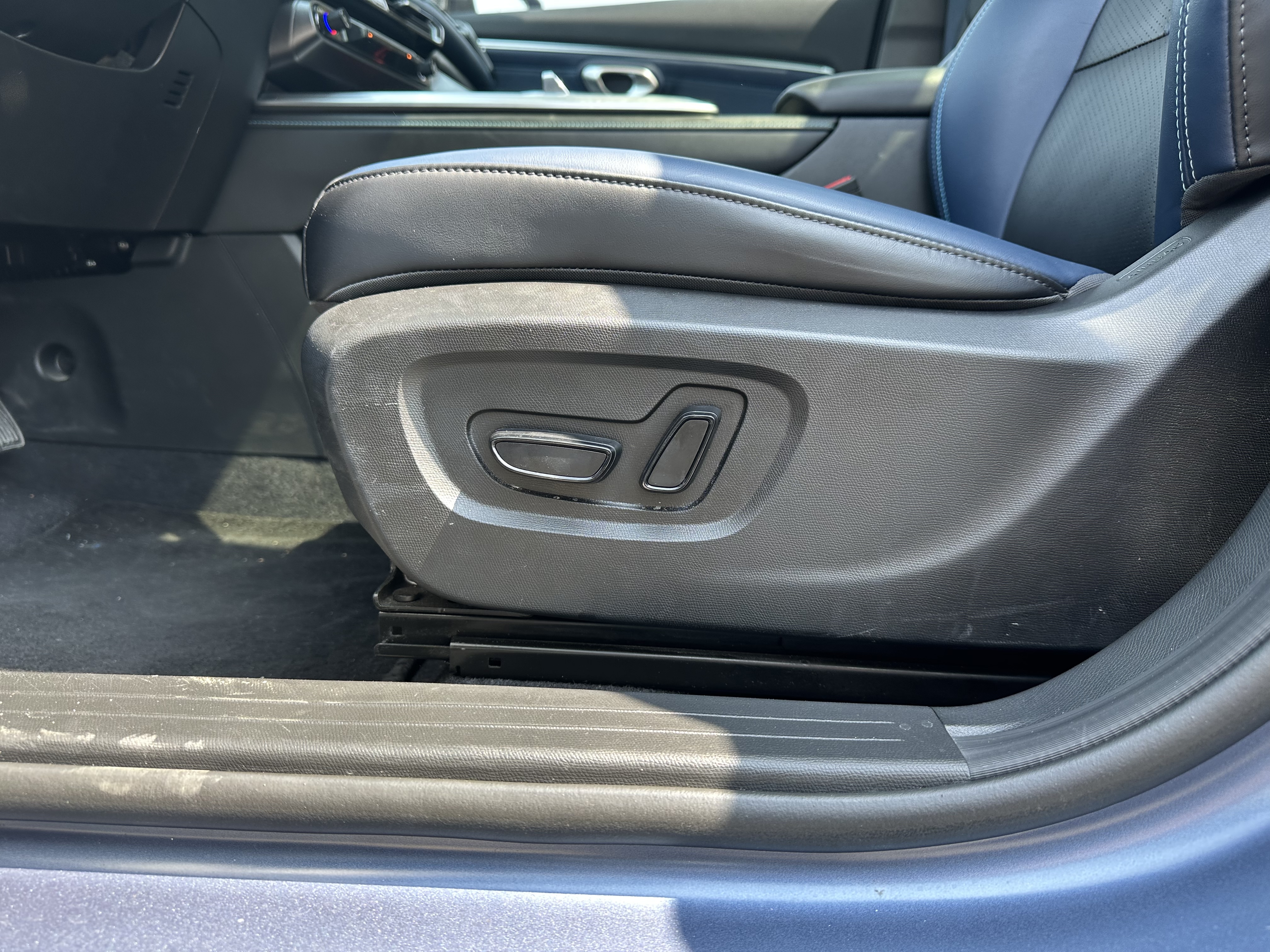 GAC Trumpchi GS3 2023 #18 GAC Trumpchi GS3 2023 car image #18