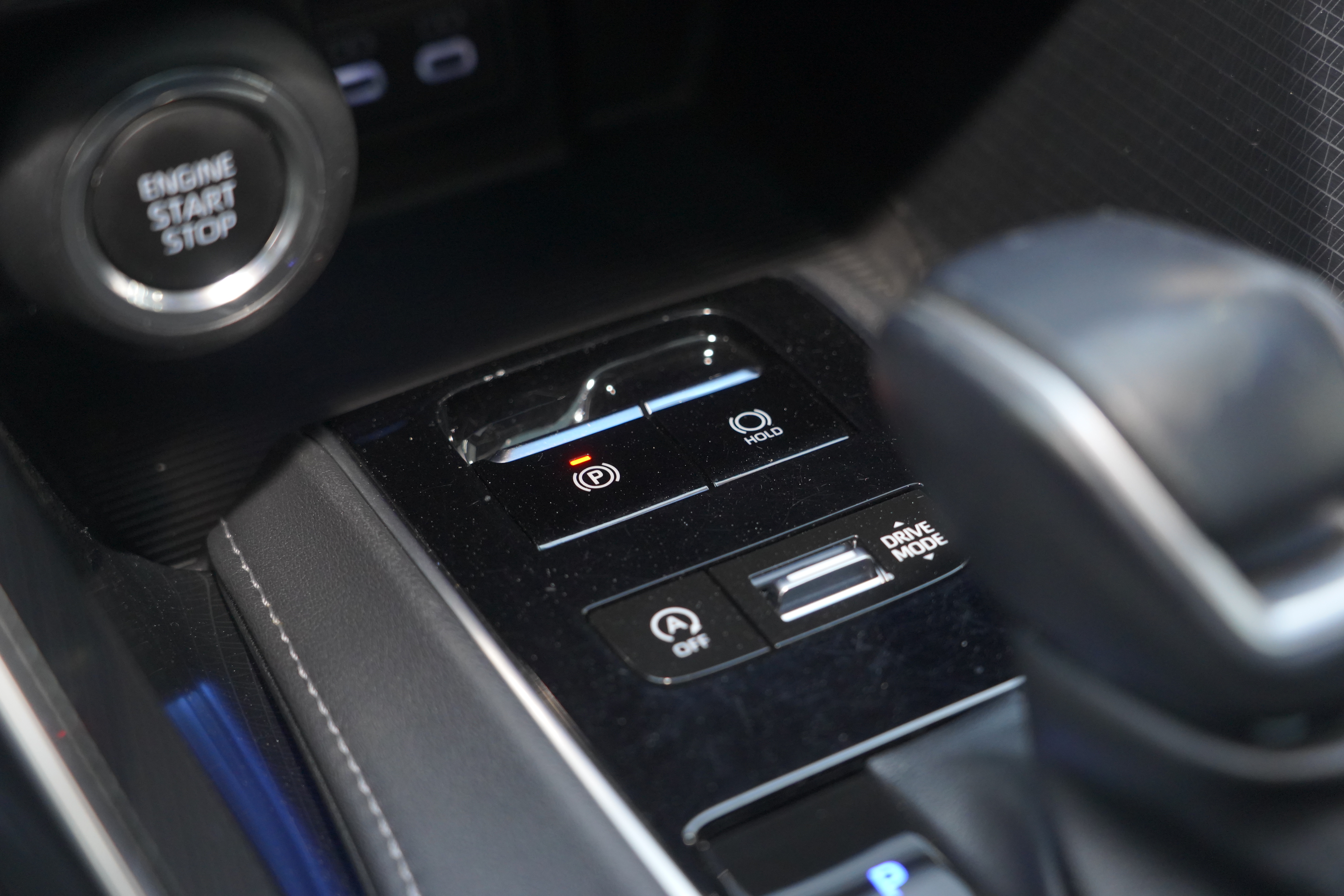 Toyota Venza 2023 car image #18