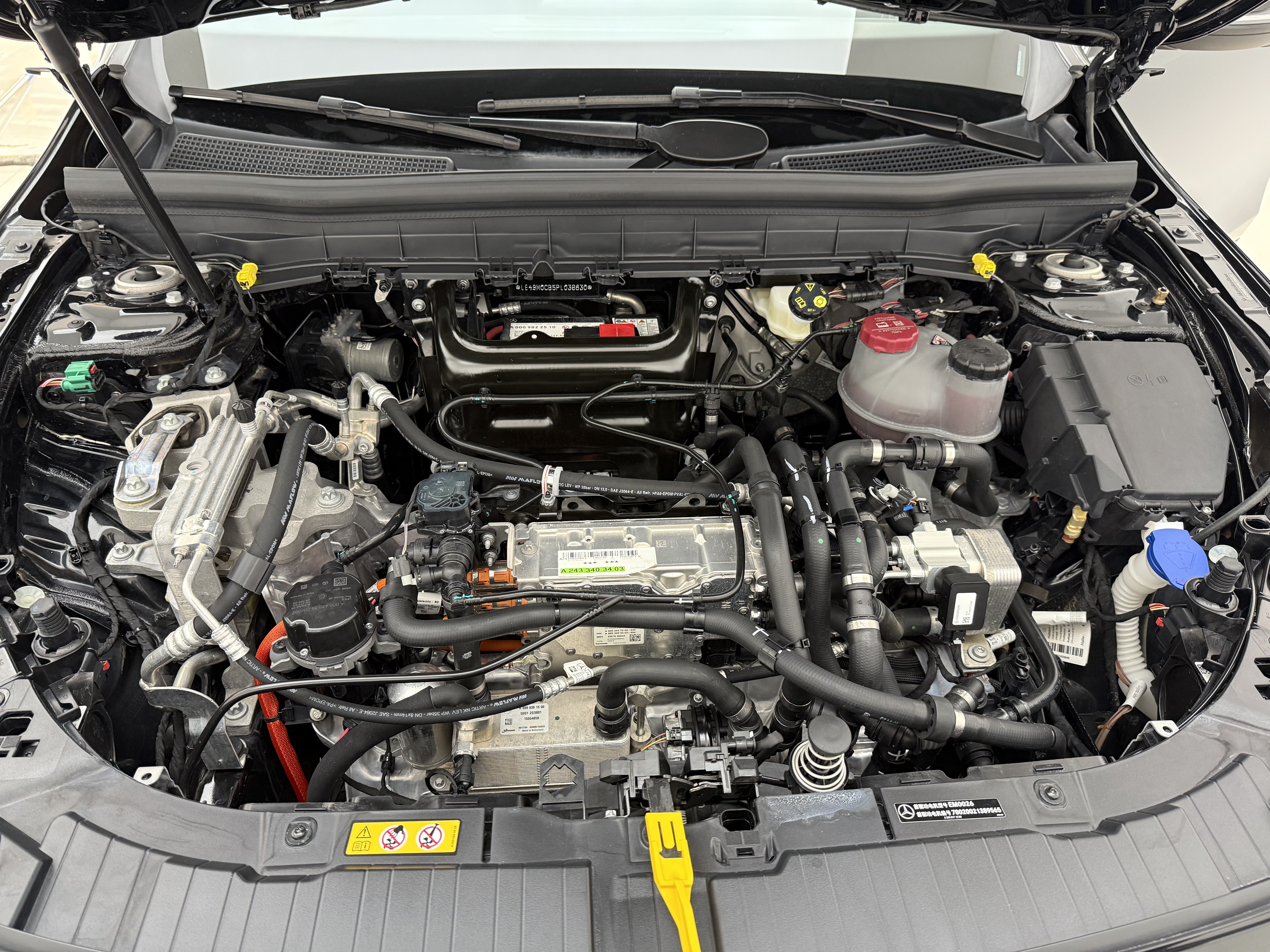 Mercedes-Benz EQB Class 2023 #18 Mercedes-Benz EQB Class 2023 car image #18