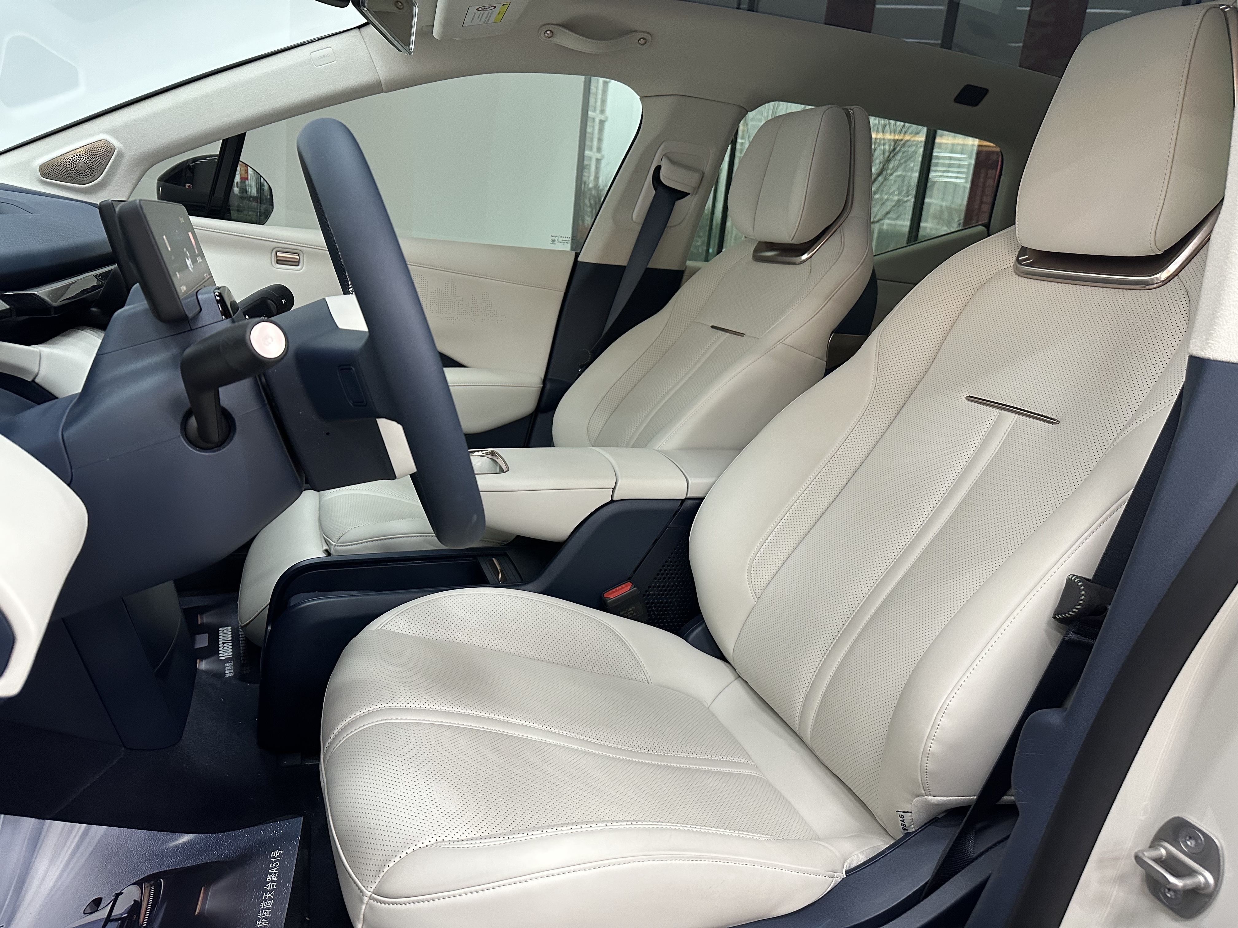 极氪 极氪X 2023 汽车图片 #18