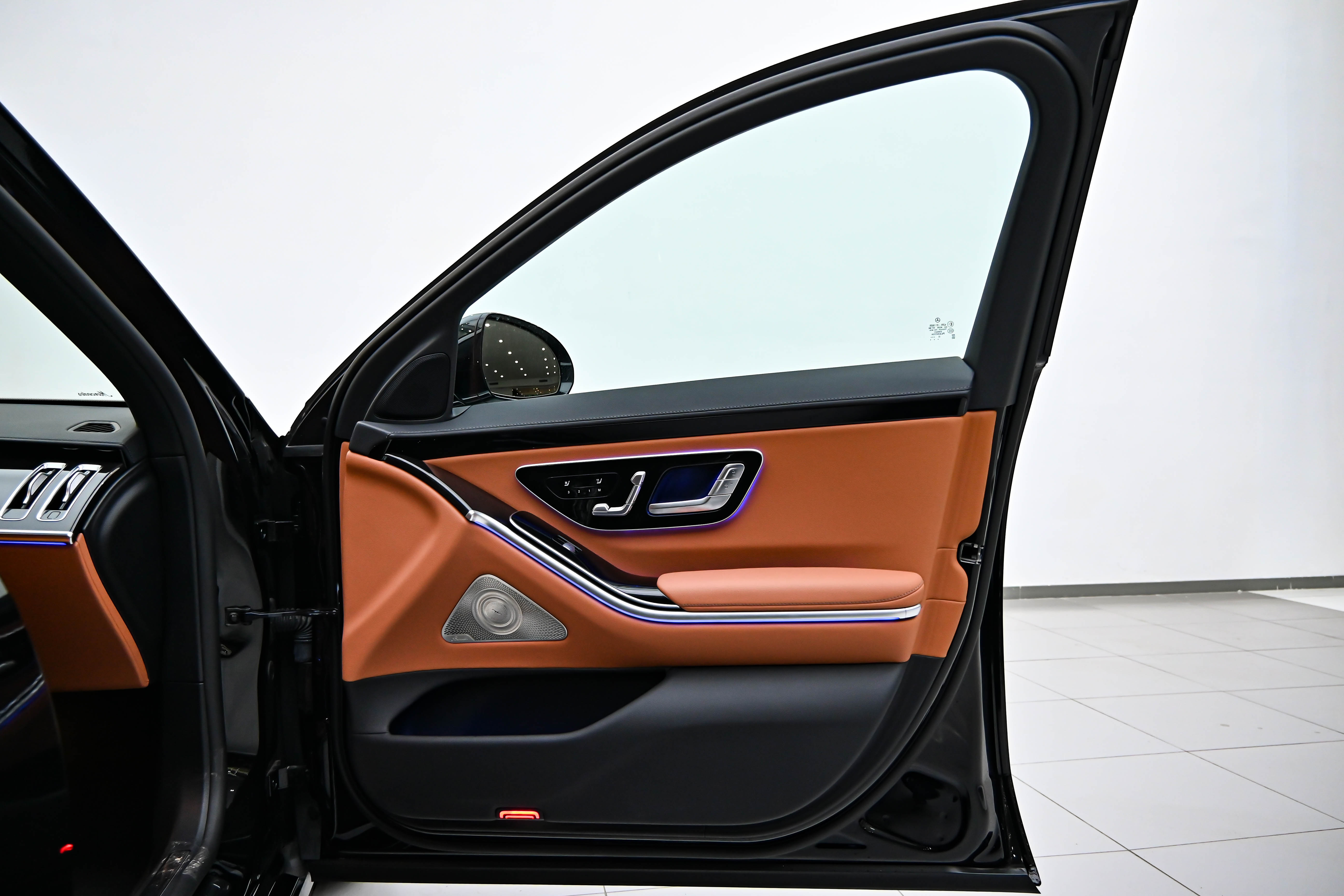 Mercedes-Benz S Class New Energy 2023 صورة سيارة #18