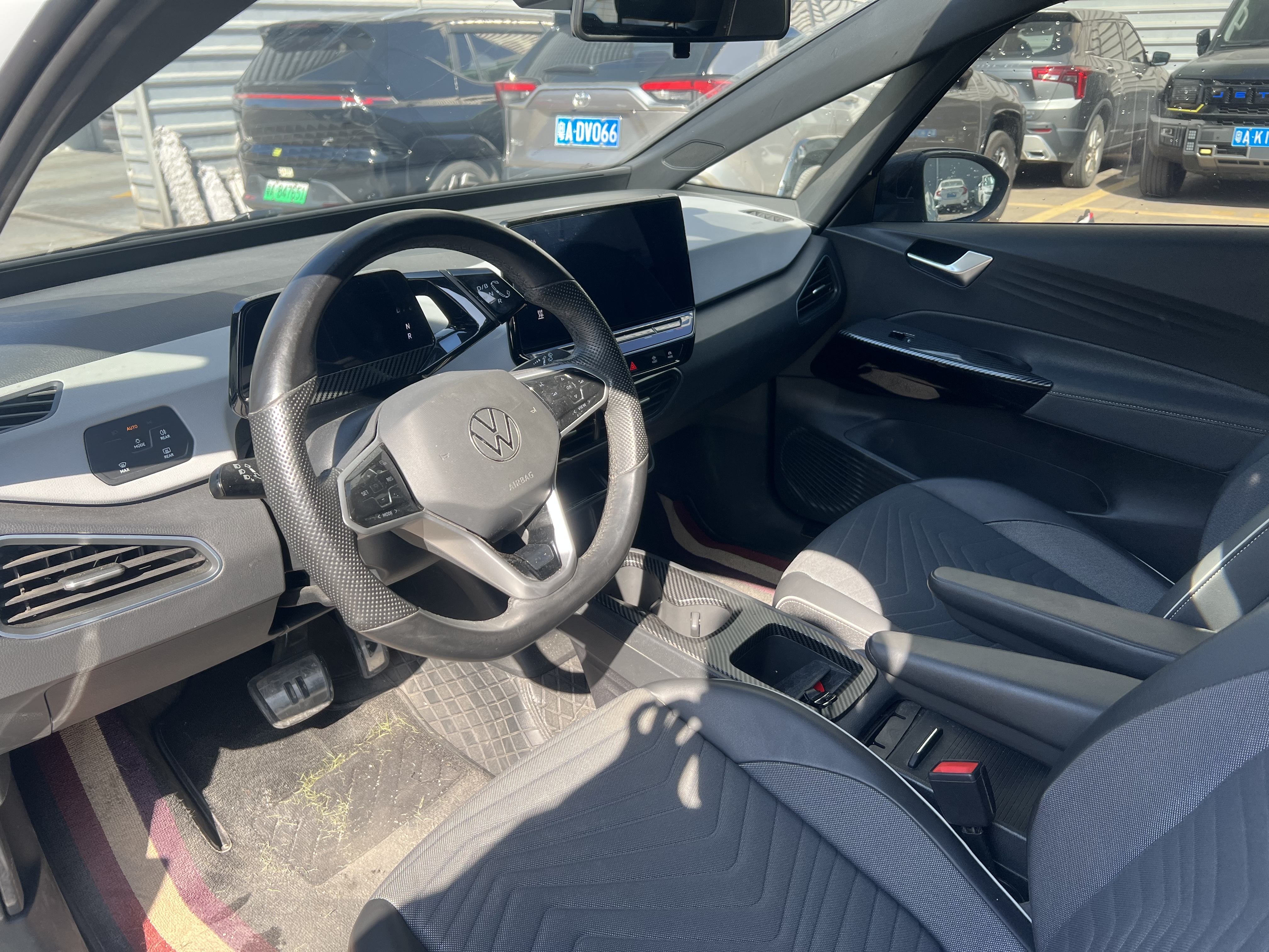 Volkswagen ID.3 2024 car image #18