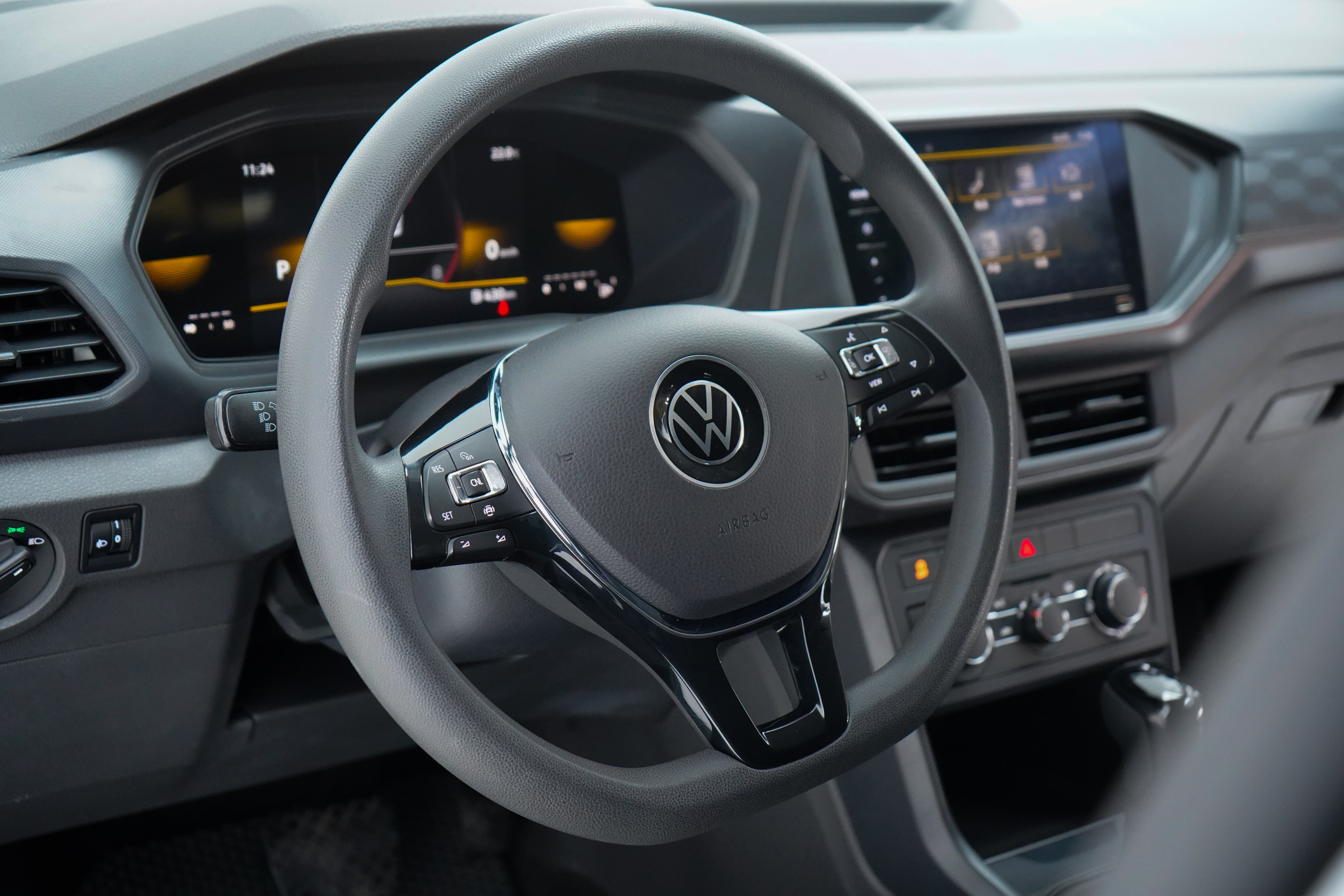 Volkswagen T-Cross 2023 #18 Volkswagen T-Cross 2023 car image #18