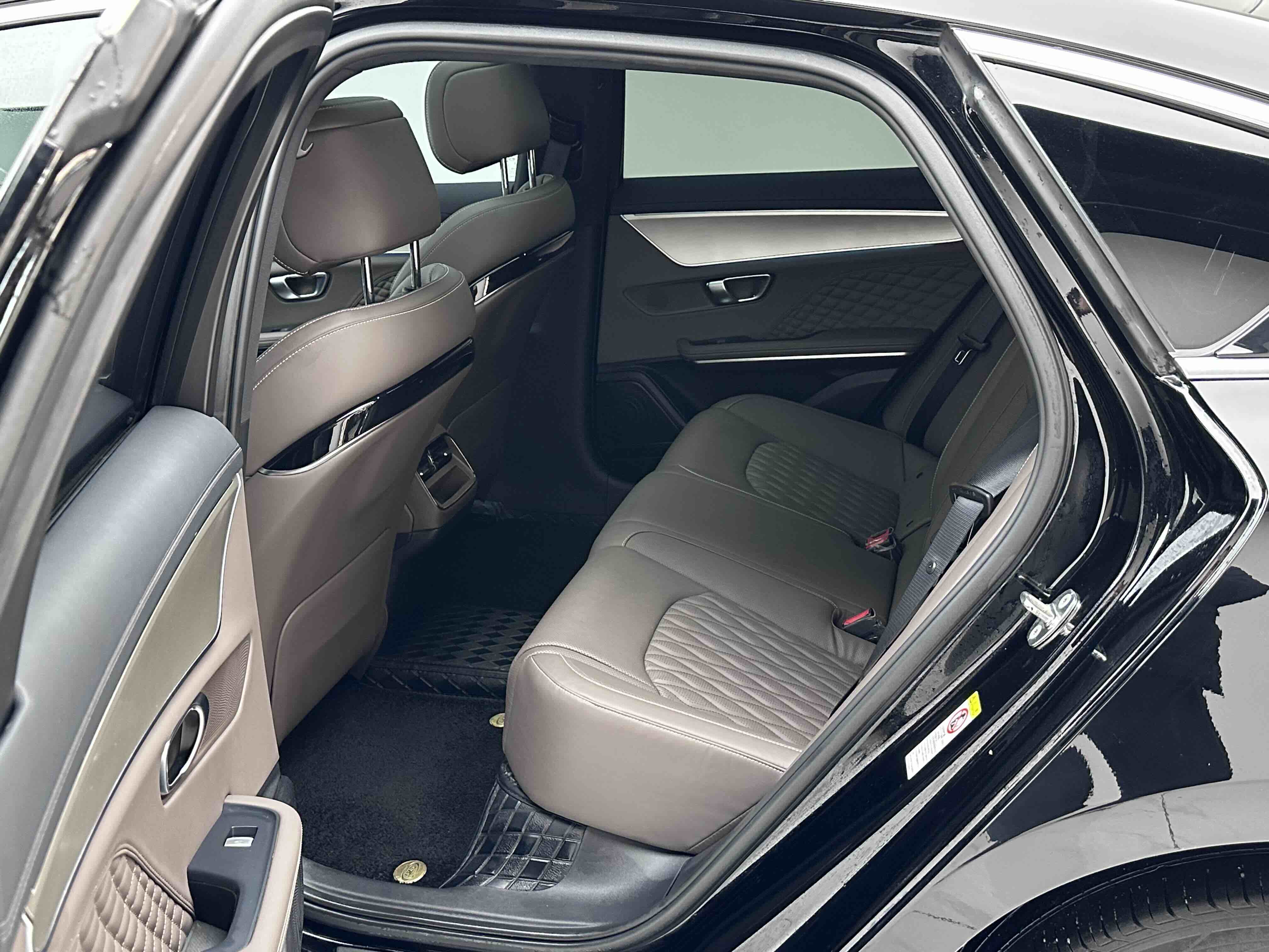 BYD Han 2024 #18 BYD Han 2024 صورة سيارة #18