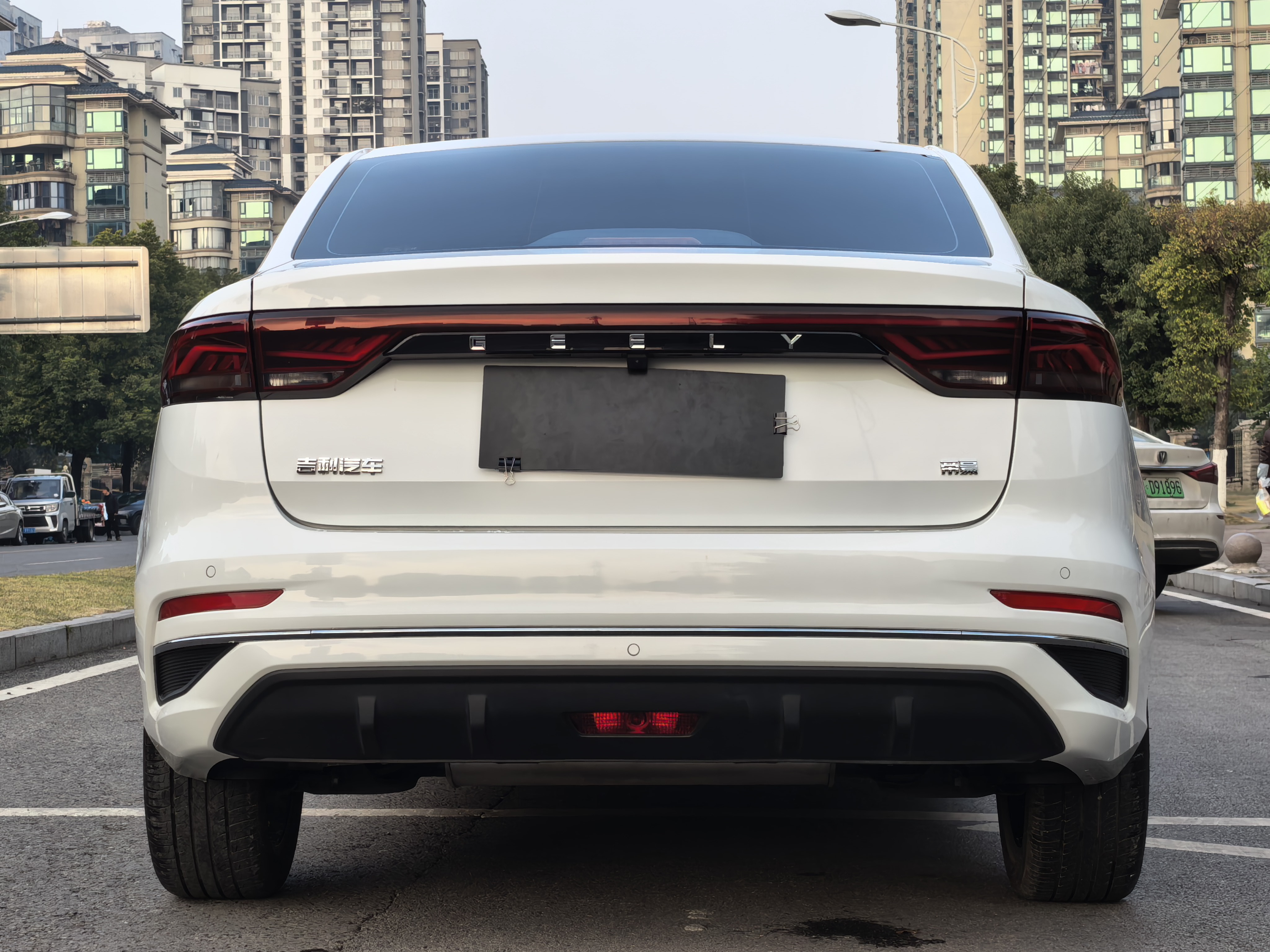 GEELY Emgrand 2023 car image #18