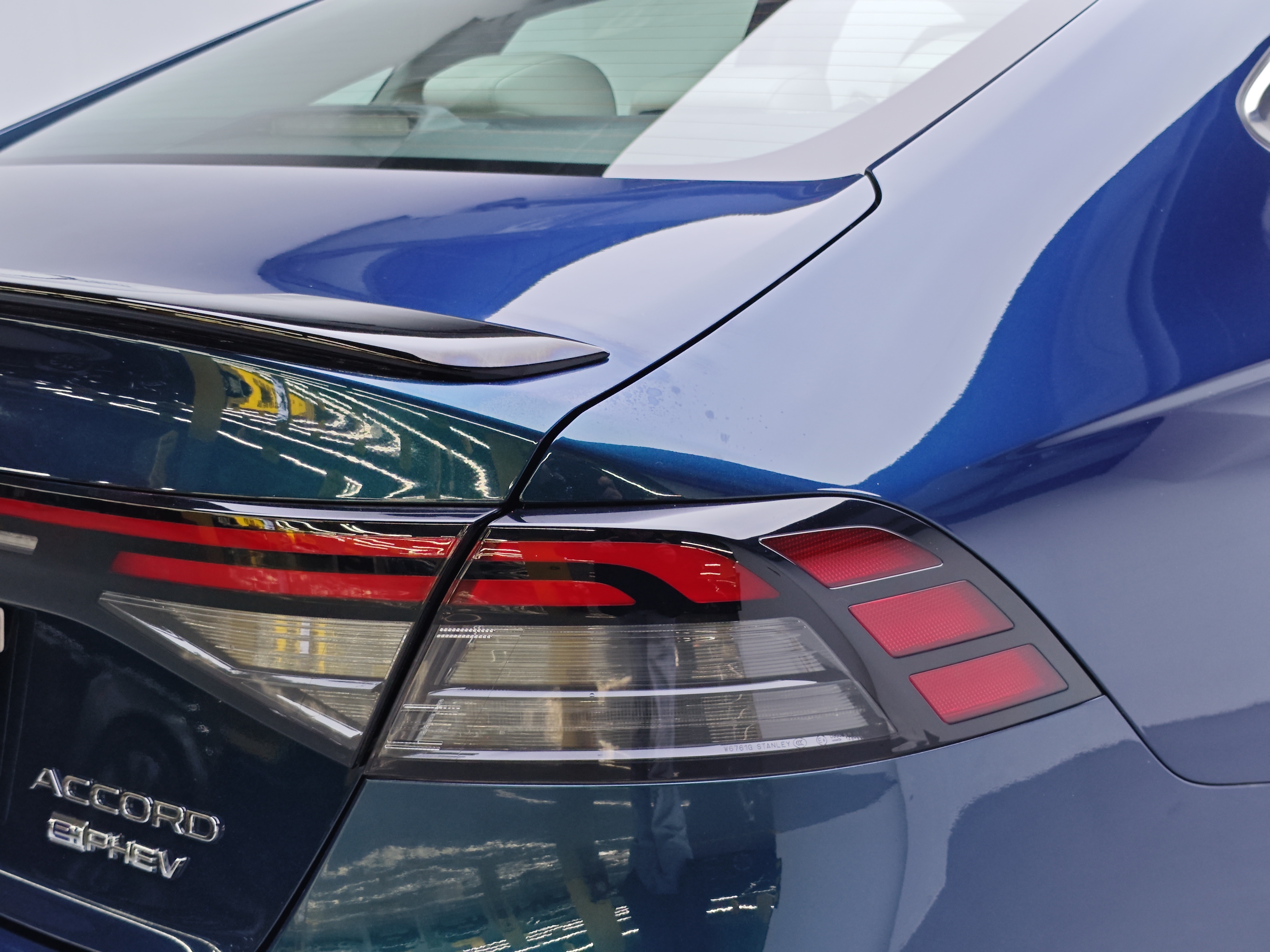 Honda Accord New Energy 2023 car image #18