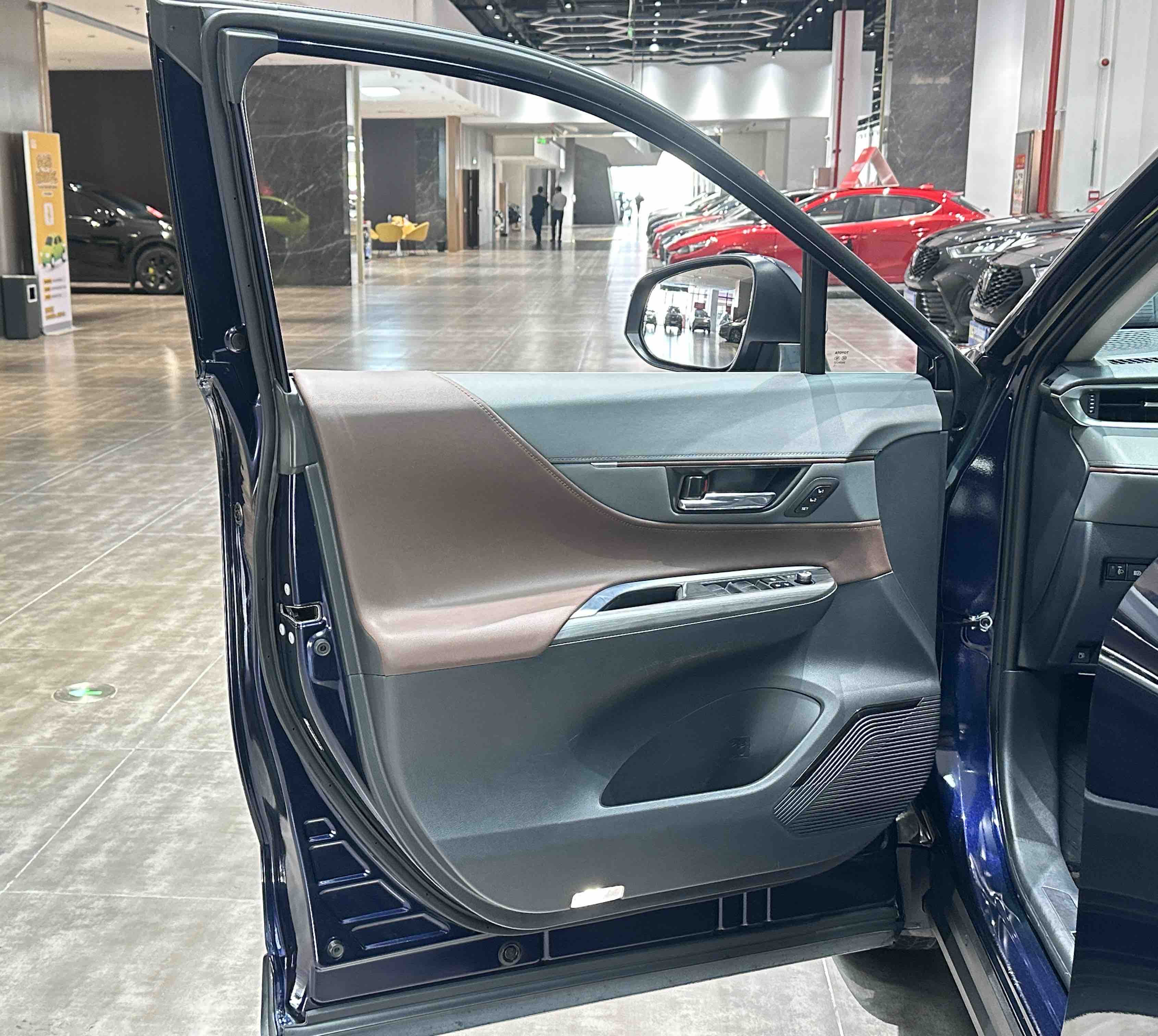 Toyota Harrier 2023 #18 Toyota Harrier 2023 car image #18