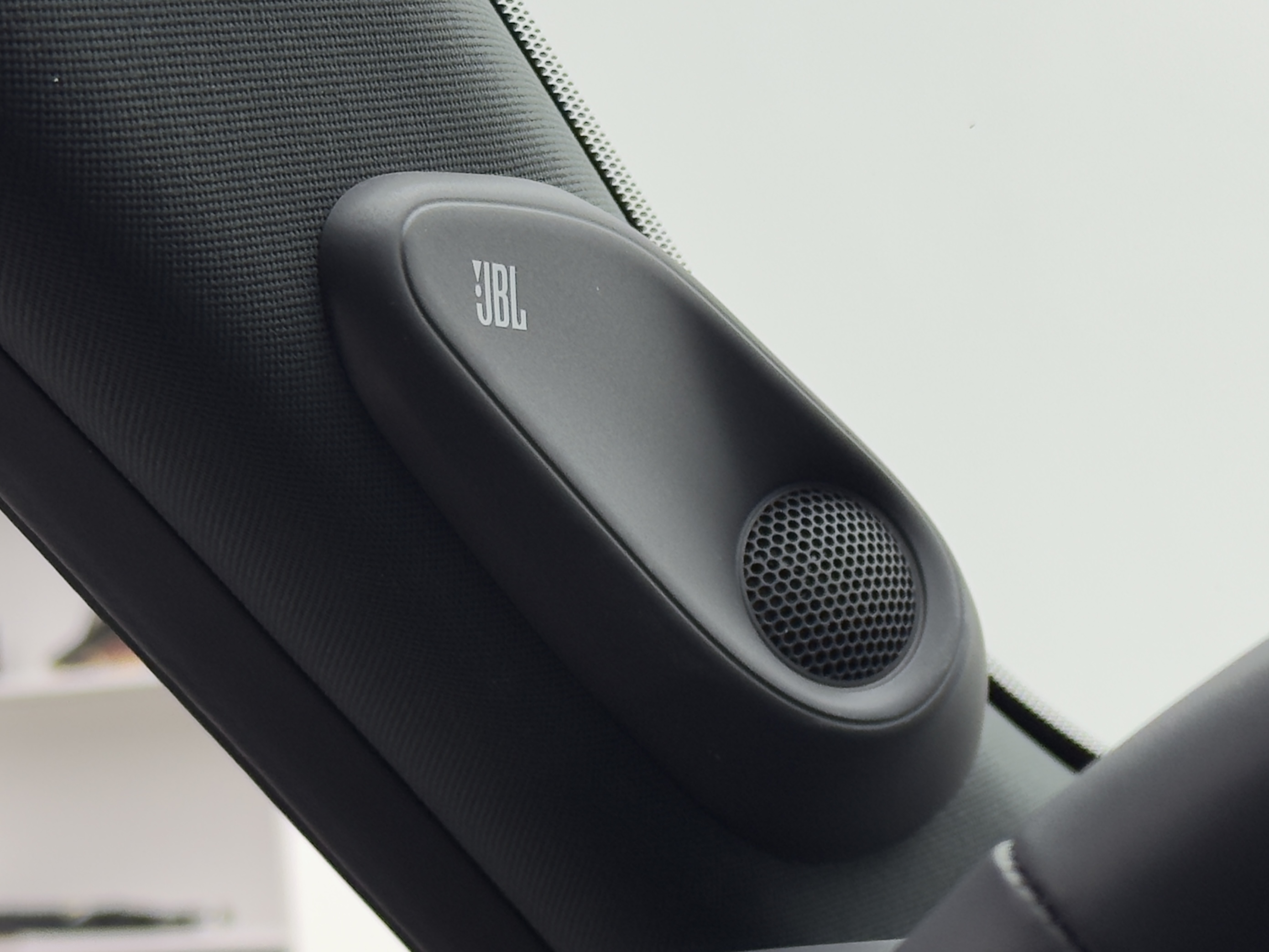 Toyota CrownSportCross 2026 image de voiture #18