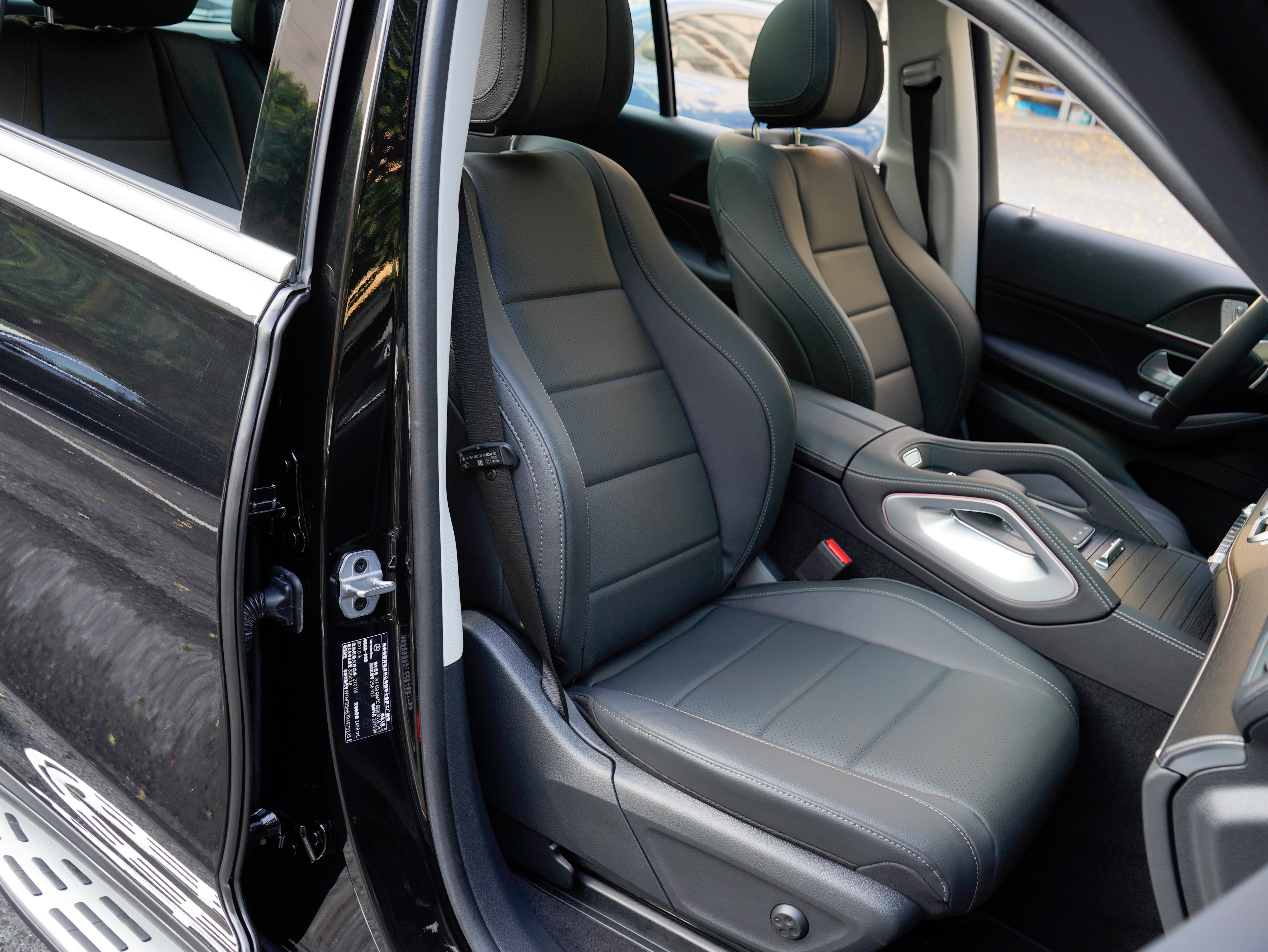 Mercedes-Benz GLE Class 2024 #18 Mercedes-Benz GLE Class 2024 car image #18