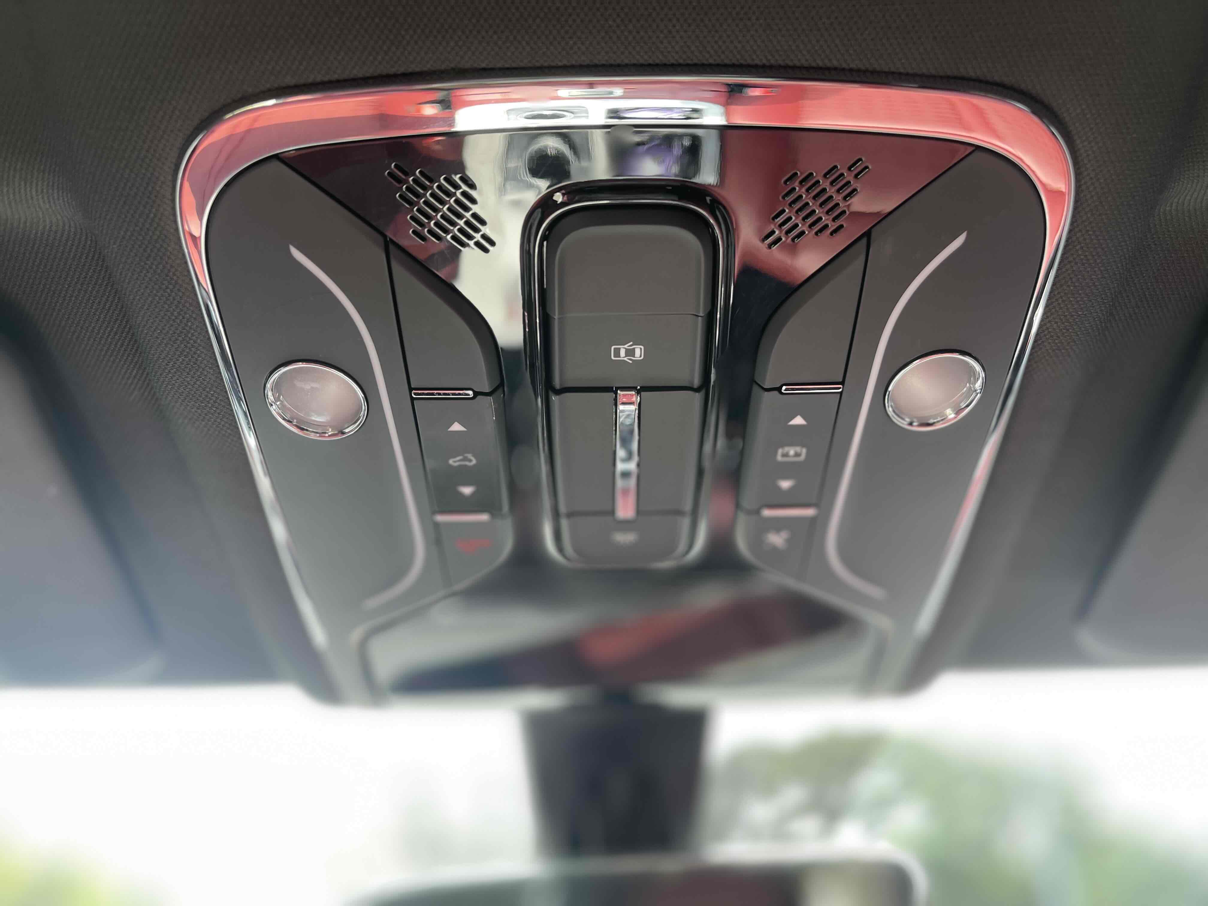 Jetour X70 PRO 2023 car image #18