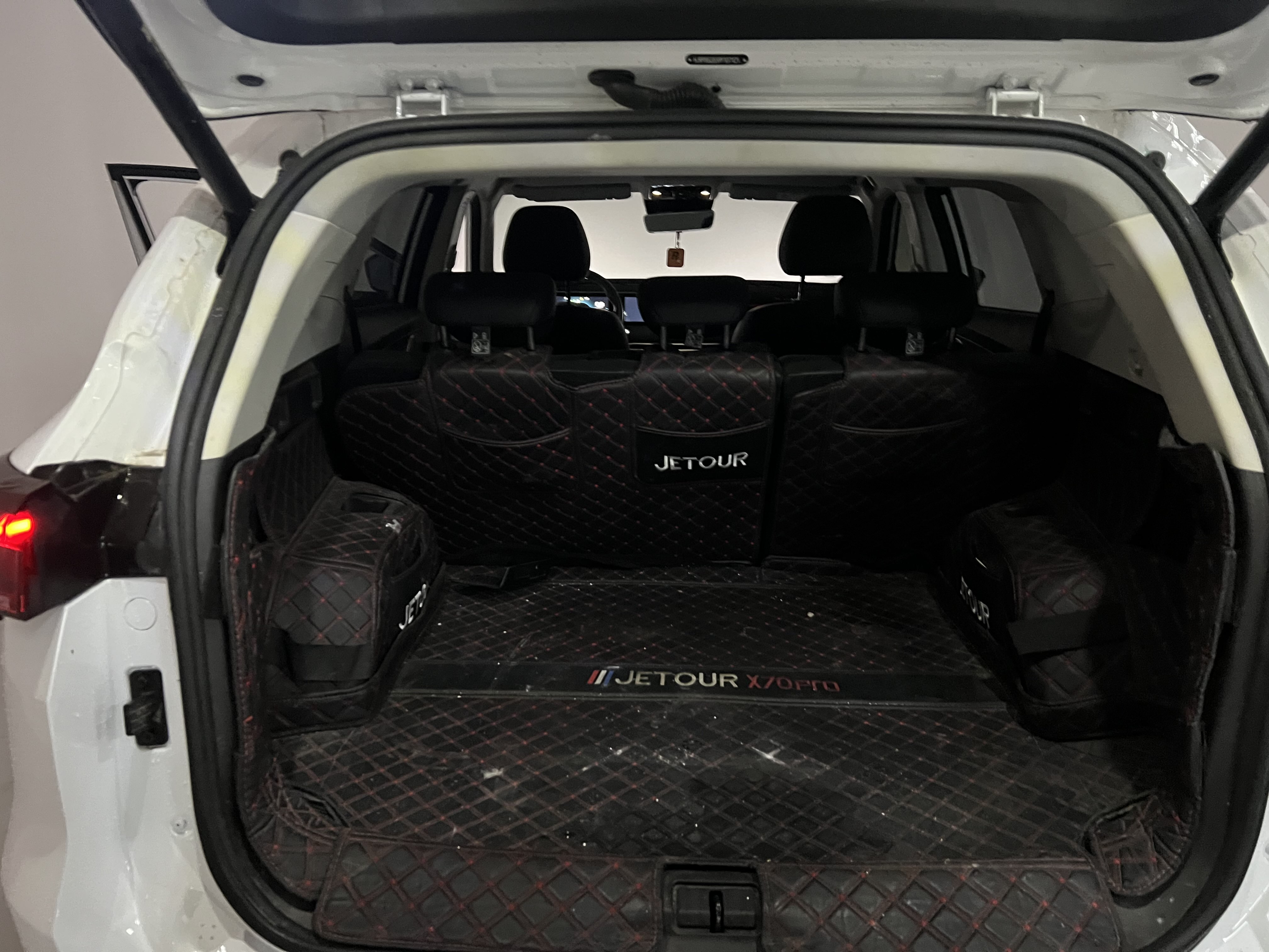 Jetour X70 PRO 2024 car image #18