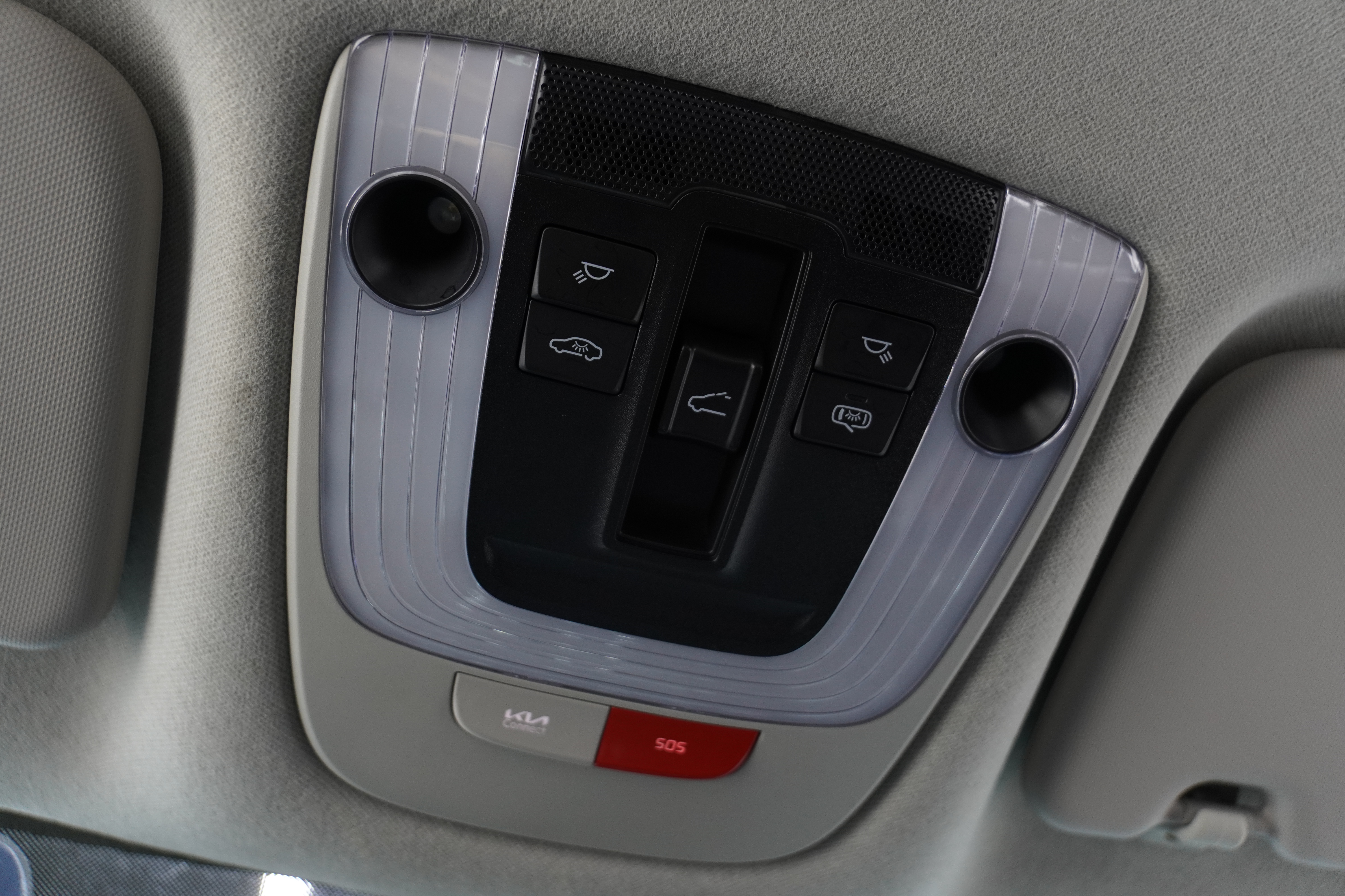 Kia Seltos 2024 car image #18