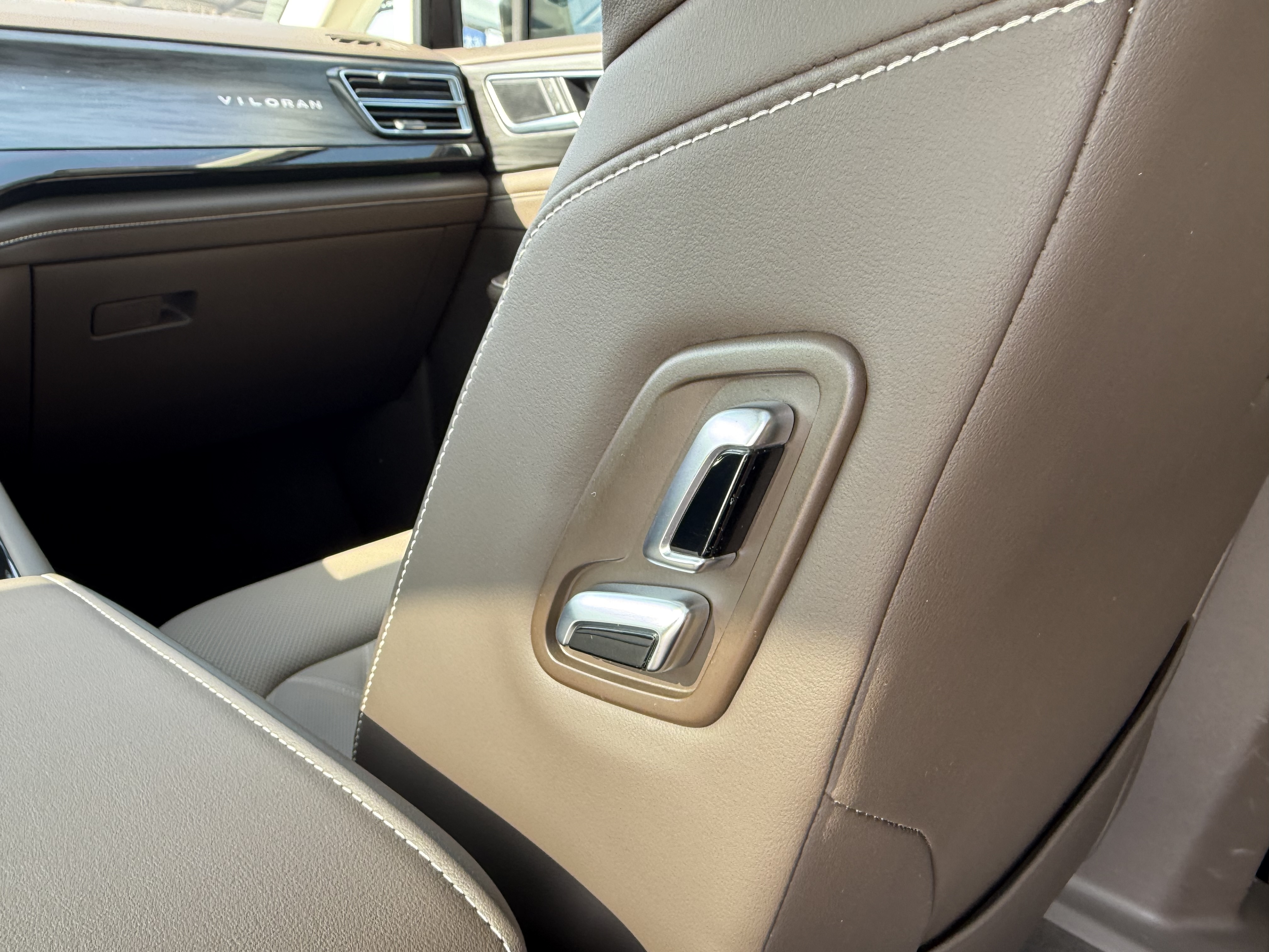 Volkswagen Viloran 2024 immagine di auto #18