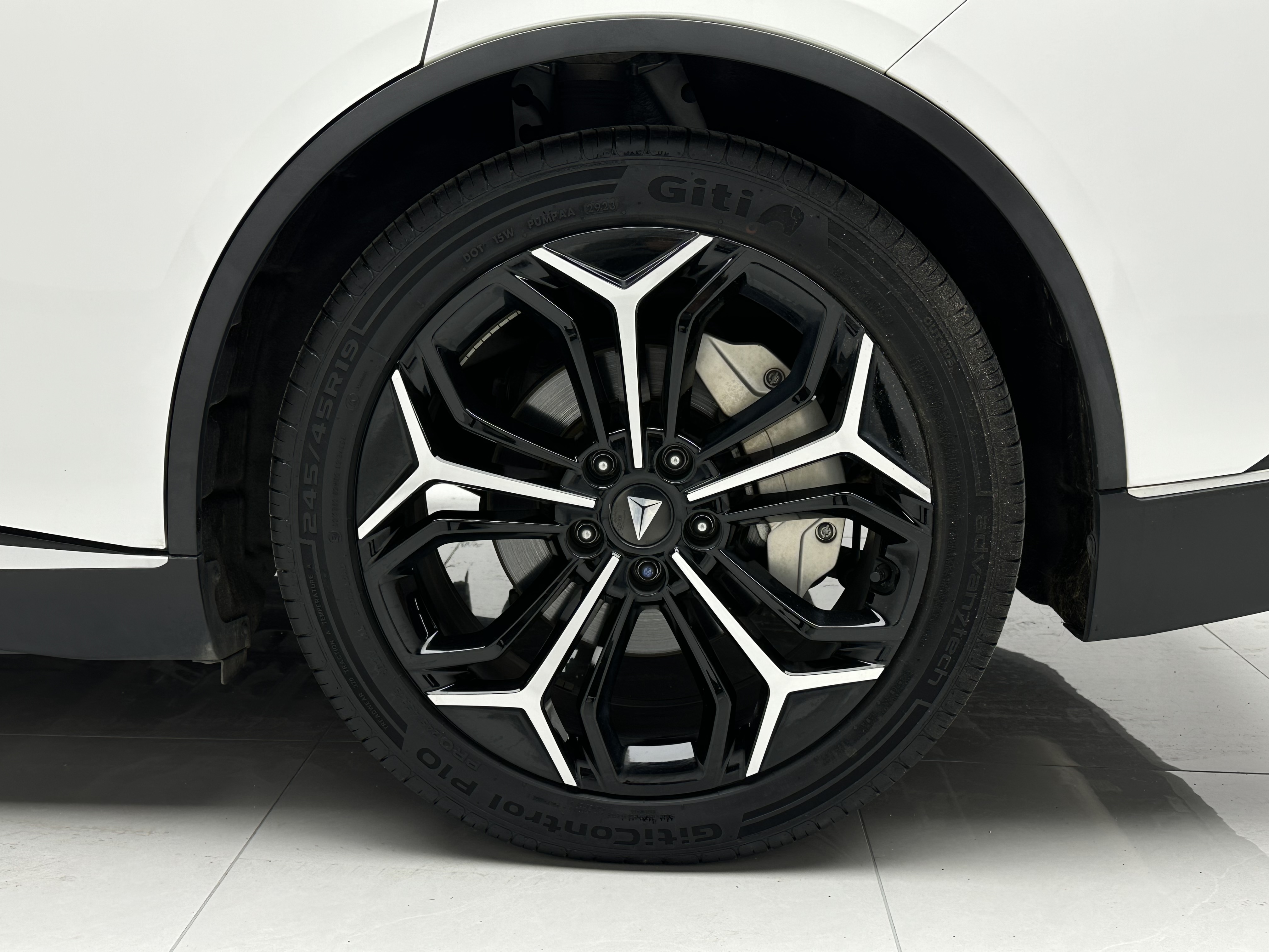 Deepal SL03 2023 car image #18