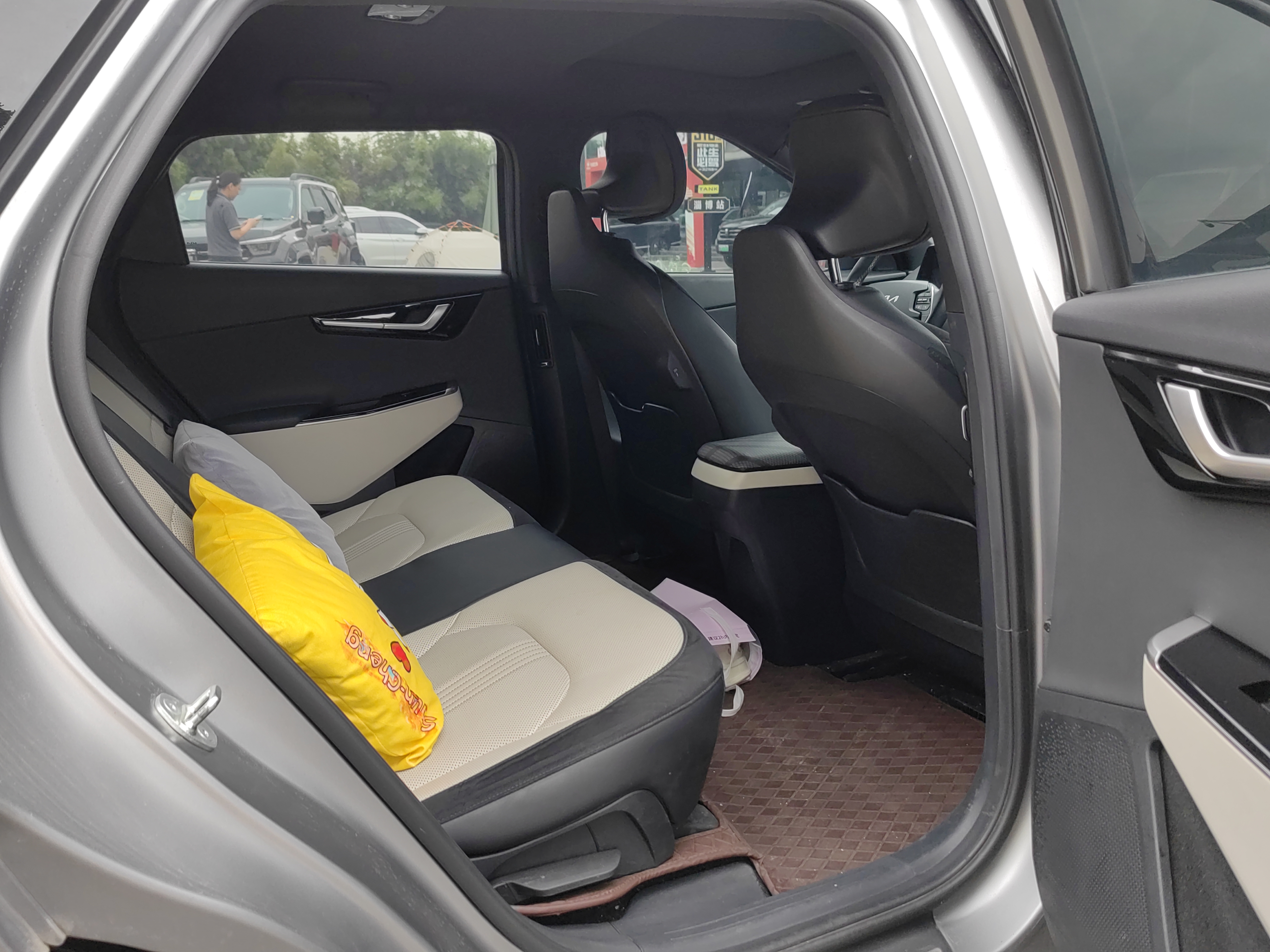 起亚 起亚EV6 2023 汽车图片 #18