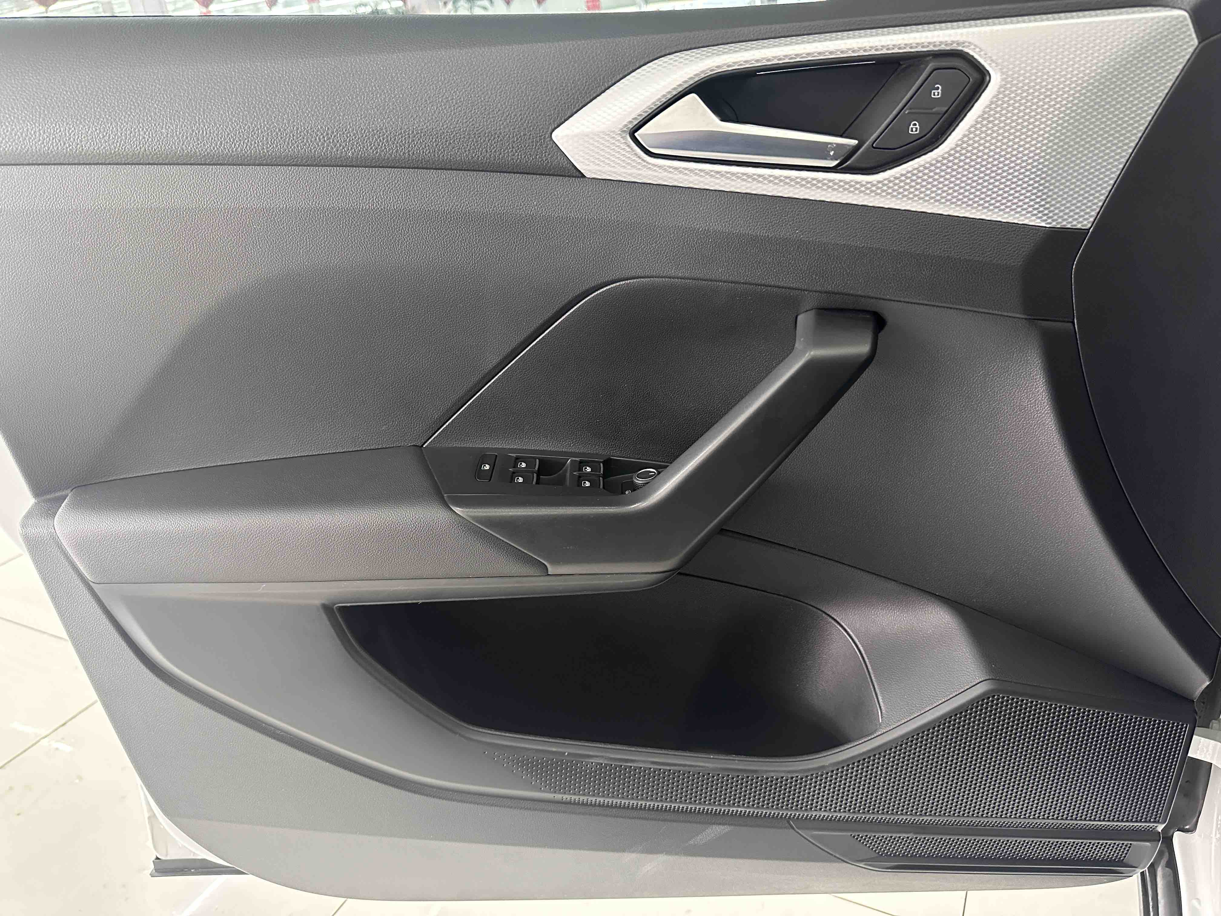 Volkswagen Tacqua 2025 #18 Volkswagen Tacqua 2025 car image #18